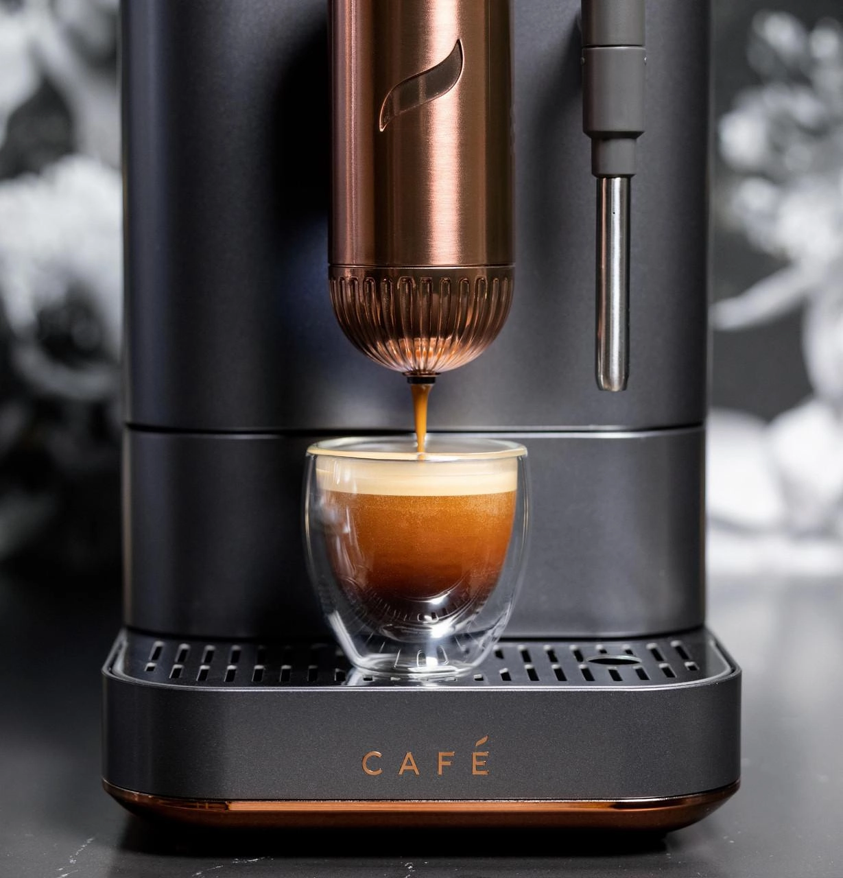 Cafe C7CEBBS3RD3 Caf&#8482; Affetto Automatic Espresso Machine   Frother