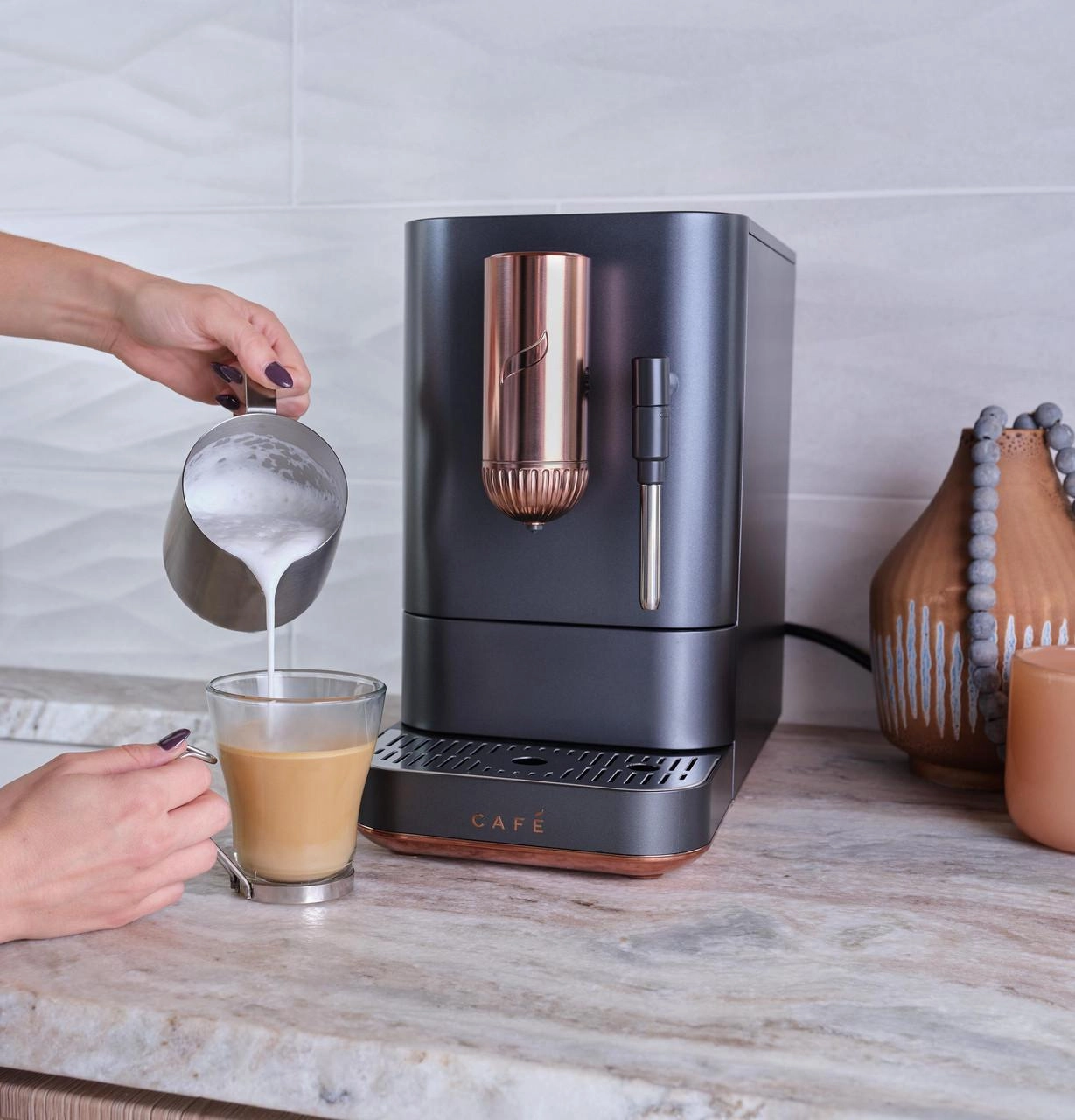 Cafe C7CEBBS3RD3 Caf&#8482; Affetto Automatic Espresso Machine   Frother