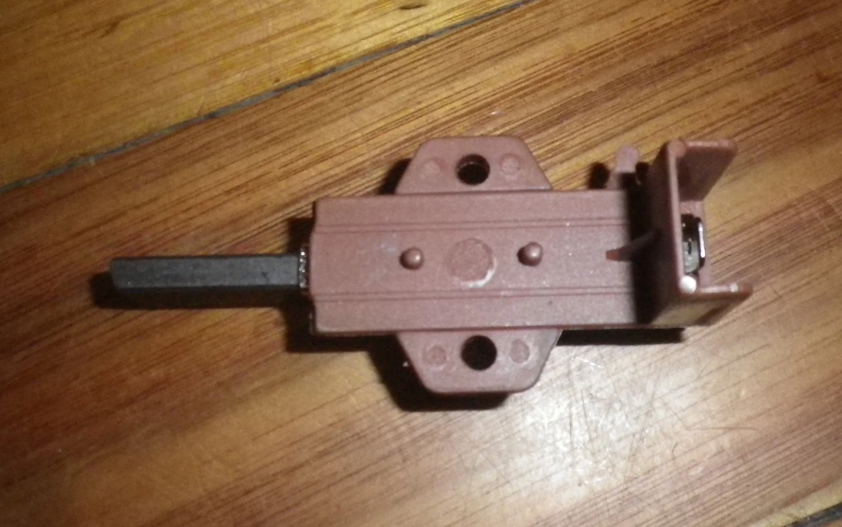 Carbon Motor Brushes suit Ariston, Indesit, Samsung Front Loader - Part # BT106
