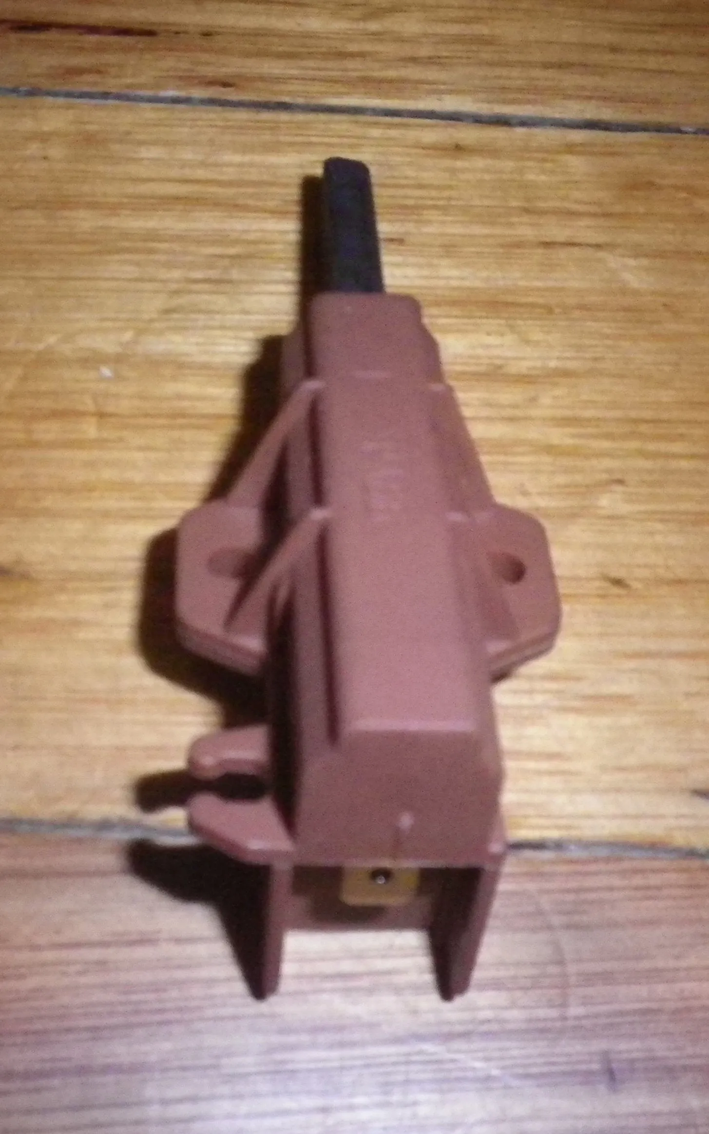 Carbon Motor Brushes suit Ariston, Indesit, Samsung Front Loader - Part # BT106
