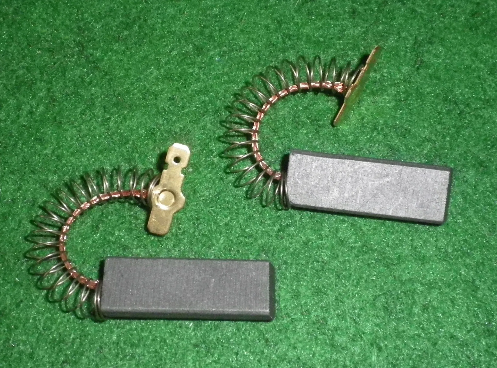Carbon Motor Brushes suit some Bosch, Whirlpool Front Loaders - Part # BS12203