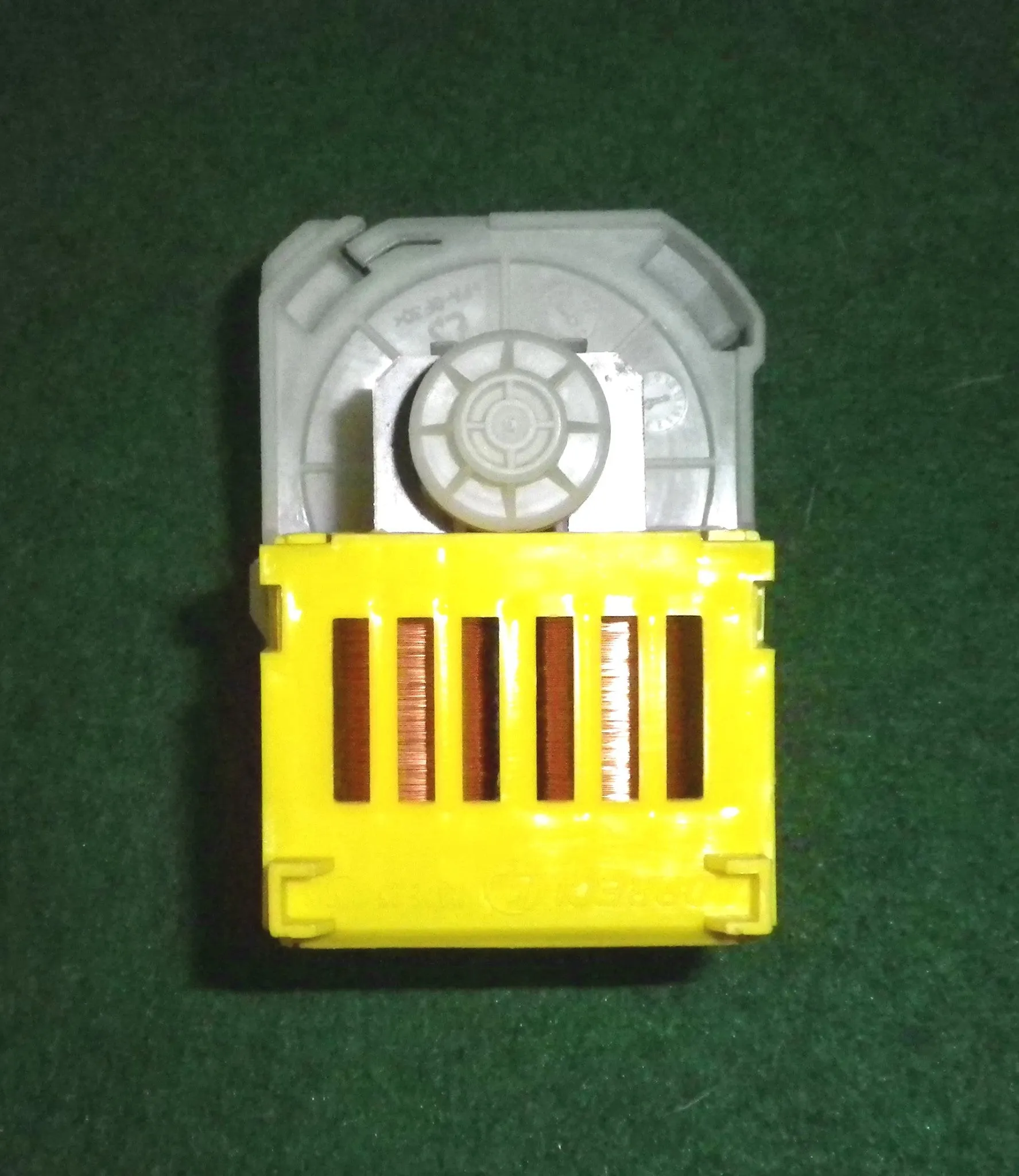 Copreci Universal Twist-On Magnetic Pump Motor Body - Part No. UNI209D