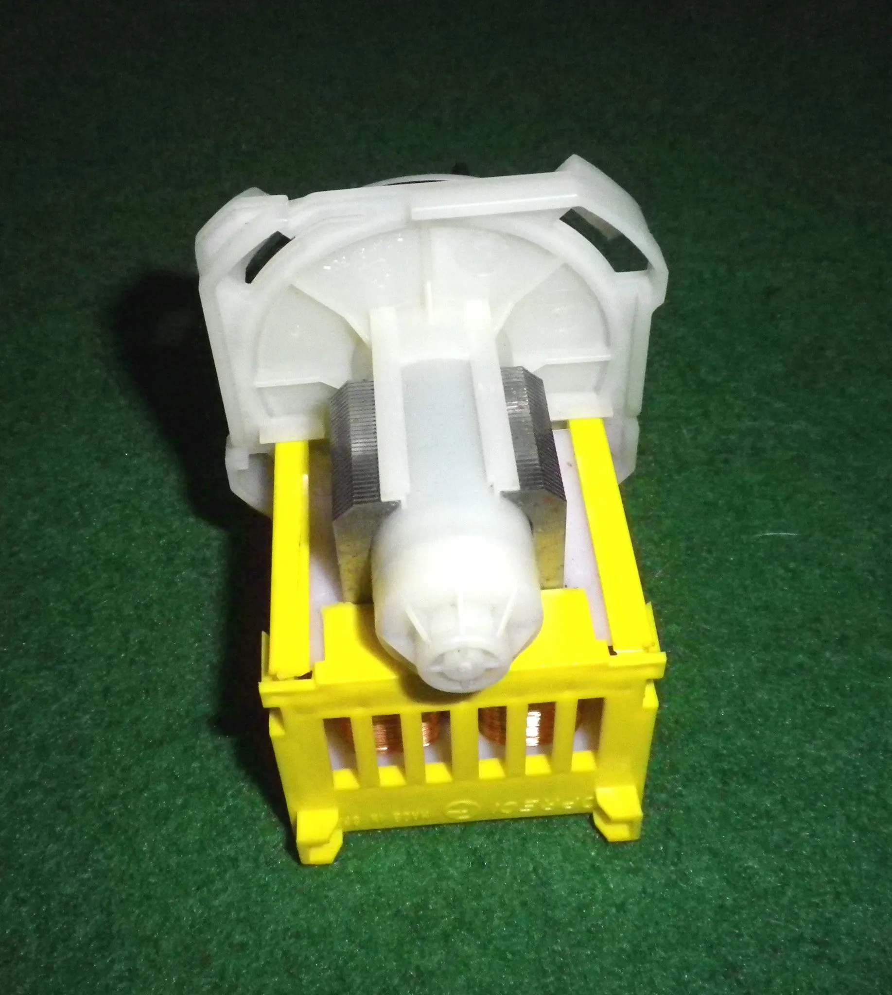 Copreci Universal Twist-On Magnetic Pump Motor Body - Part No. UNI209D