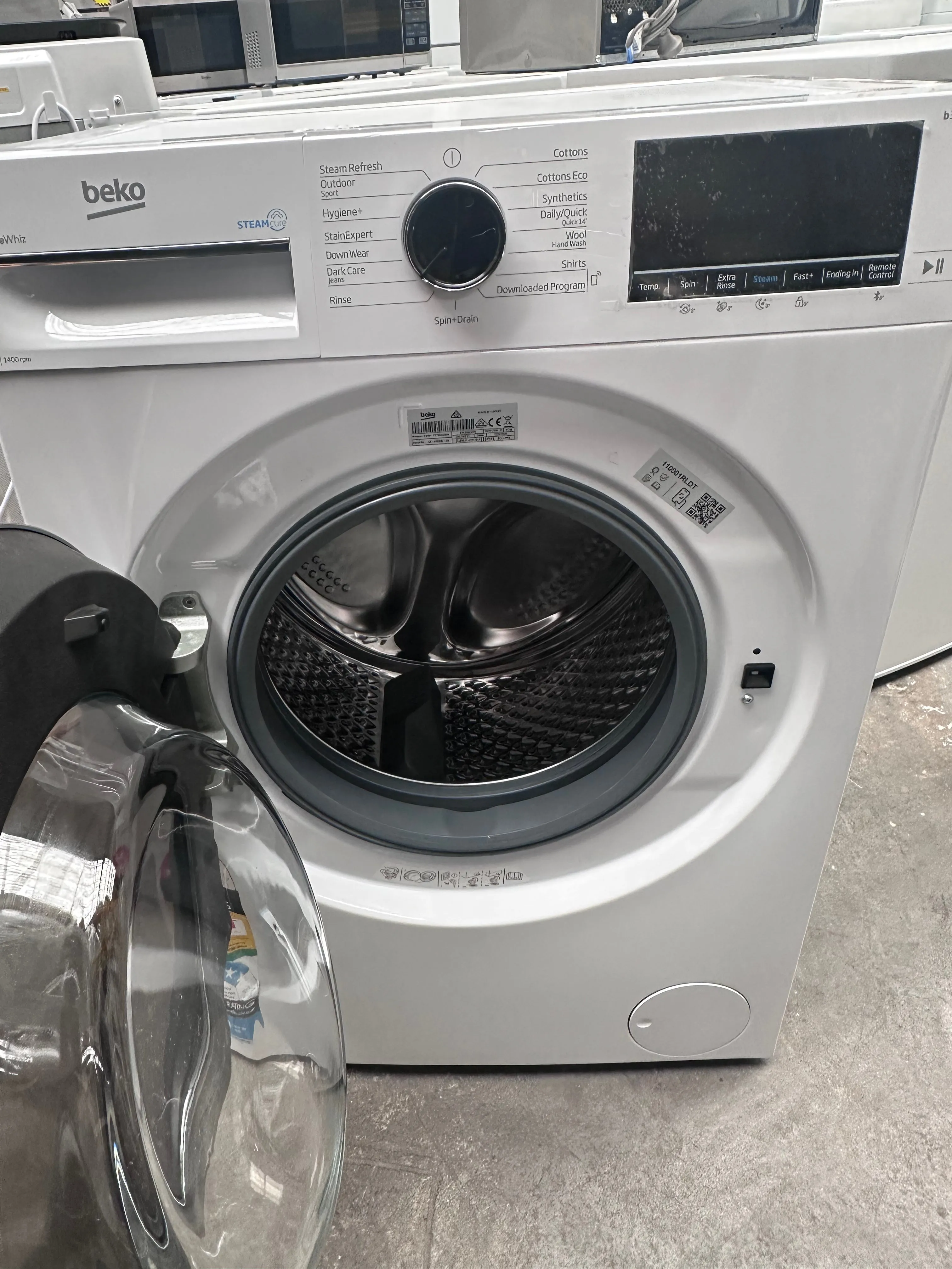 *Current Model * Beko 8kg Front Load Washing Machine with Steam BFLB8020W  [Factory Second ]