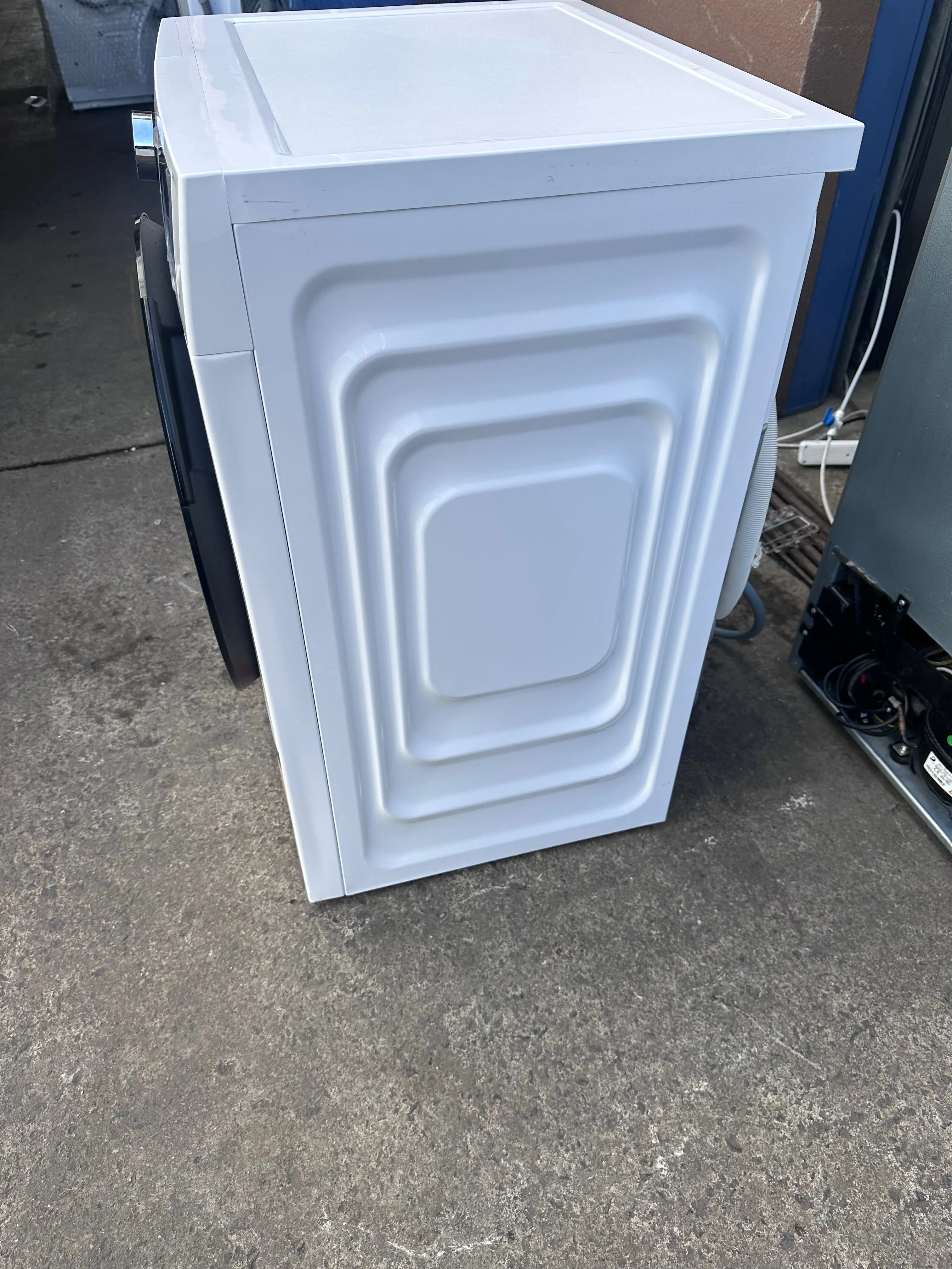 *Current Model* Beko 8kg/4kg UltraFast Washer Dryer Combo BWDB8420W [Factory Second]