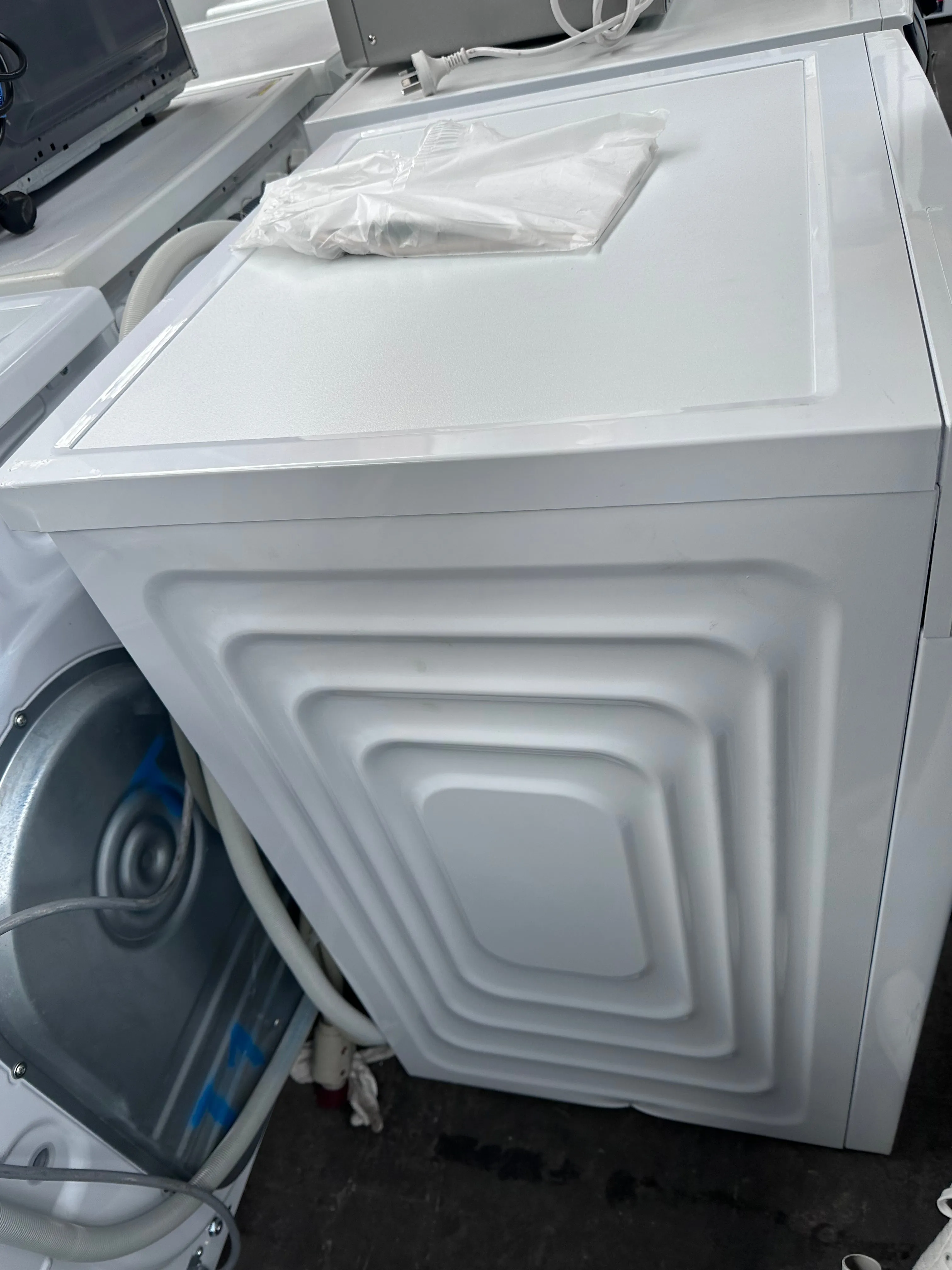 *Current Model* Beko 9kg/5kg UltraFast Washer Dryer Combo BWDB9540W [Carton Damage]