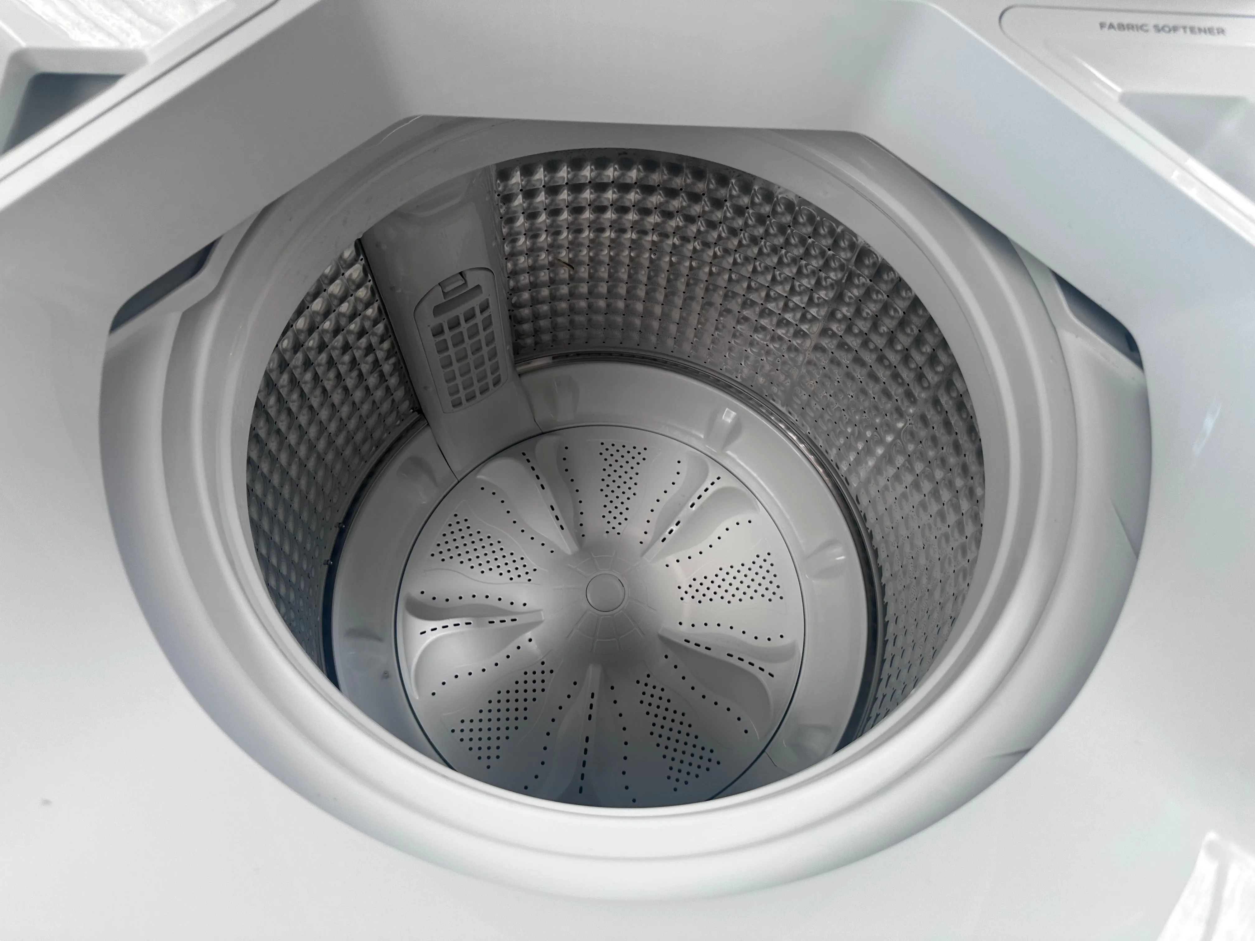 *Current Model* Fisher & Paykel Series 5 8kg Top Load Washing Machine with UV Sanitise [Factory Second]