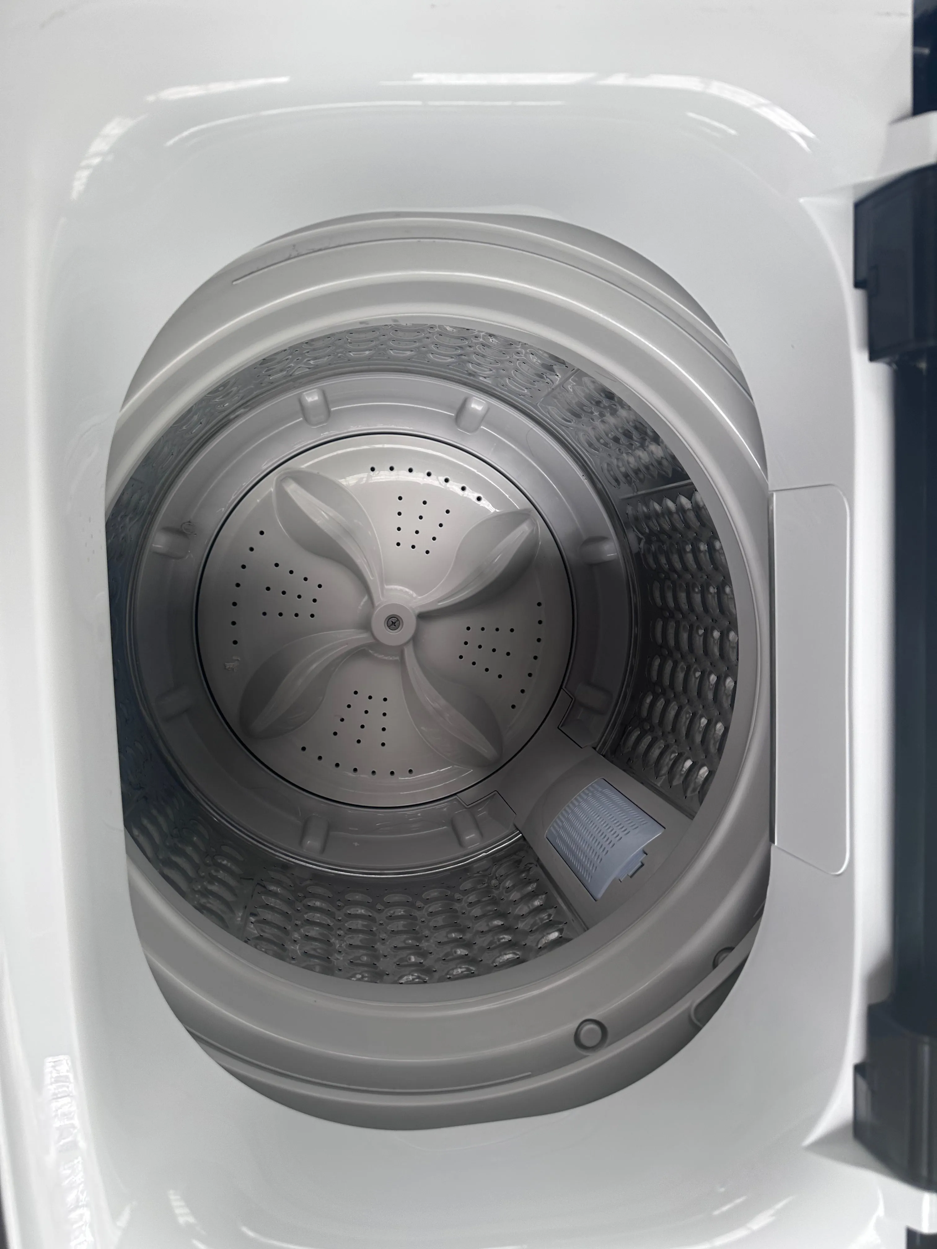 *Current Model* TCL 8kg Top Loader [Refurbished]