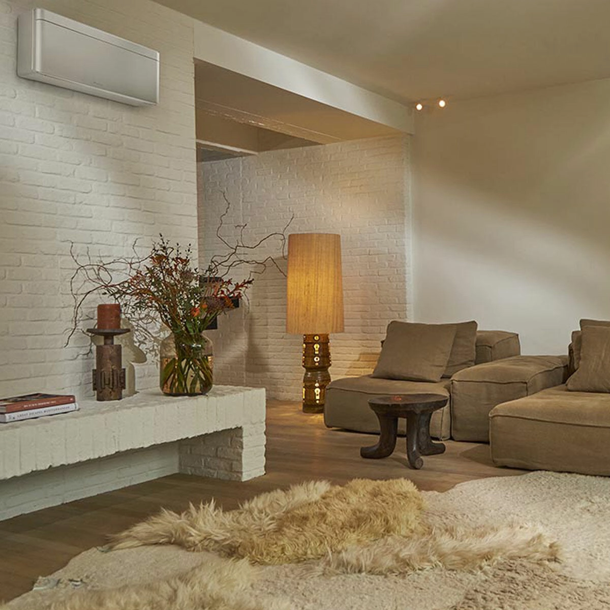 Daikin Stylish Silver dual split air conditioner 9000 9000 BTU inverter A   wifi external unit 4 kW
