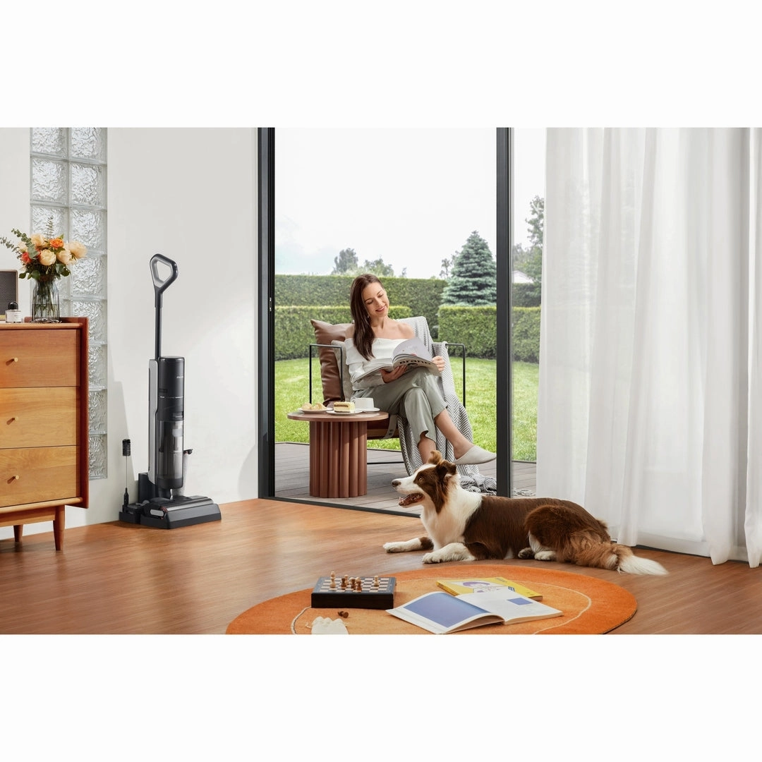 Dreame H12 Pro Wet and Dry Vacuum with Edge-to-edge cleaning | HHR25A