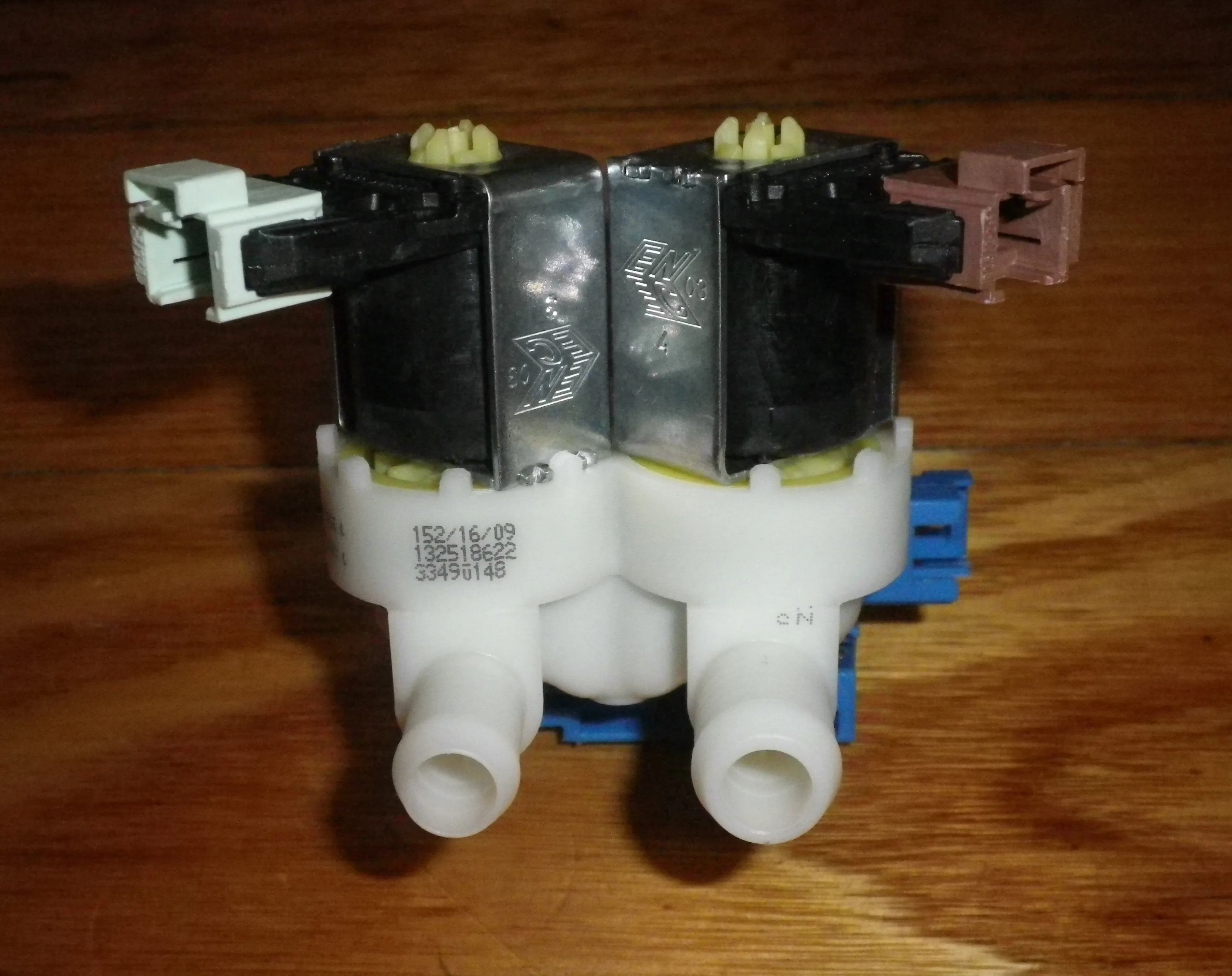 Dual Inlet Valve suits Electrolux EWF12832 Front Load Washer - Part # 132518622