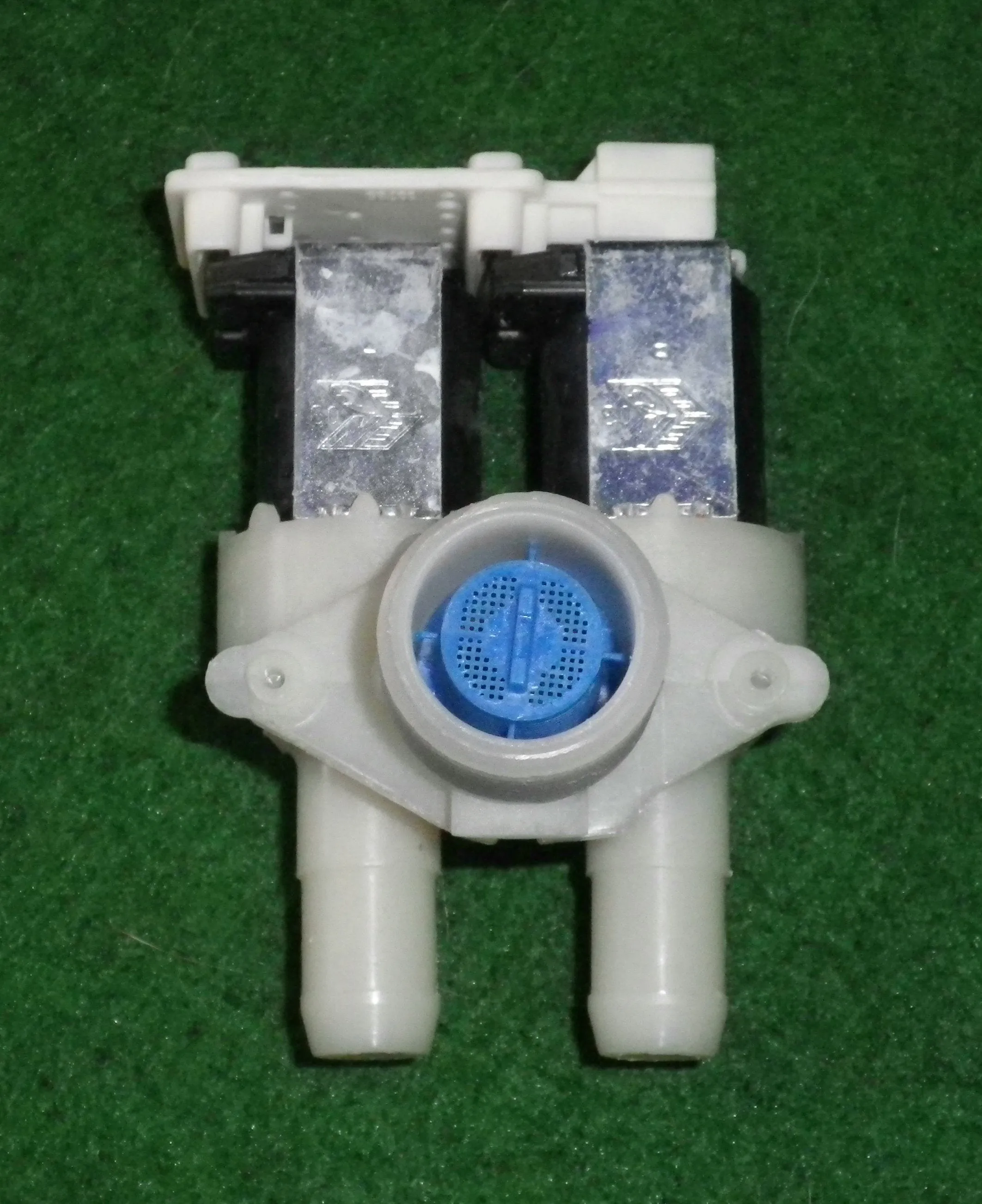 Dual Inlet Valve suits Whirlpool WFS Front Load Washer - Part # 481227128558