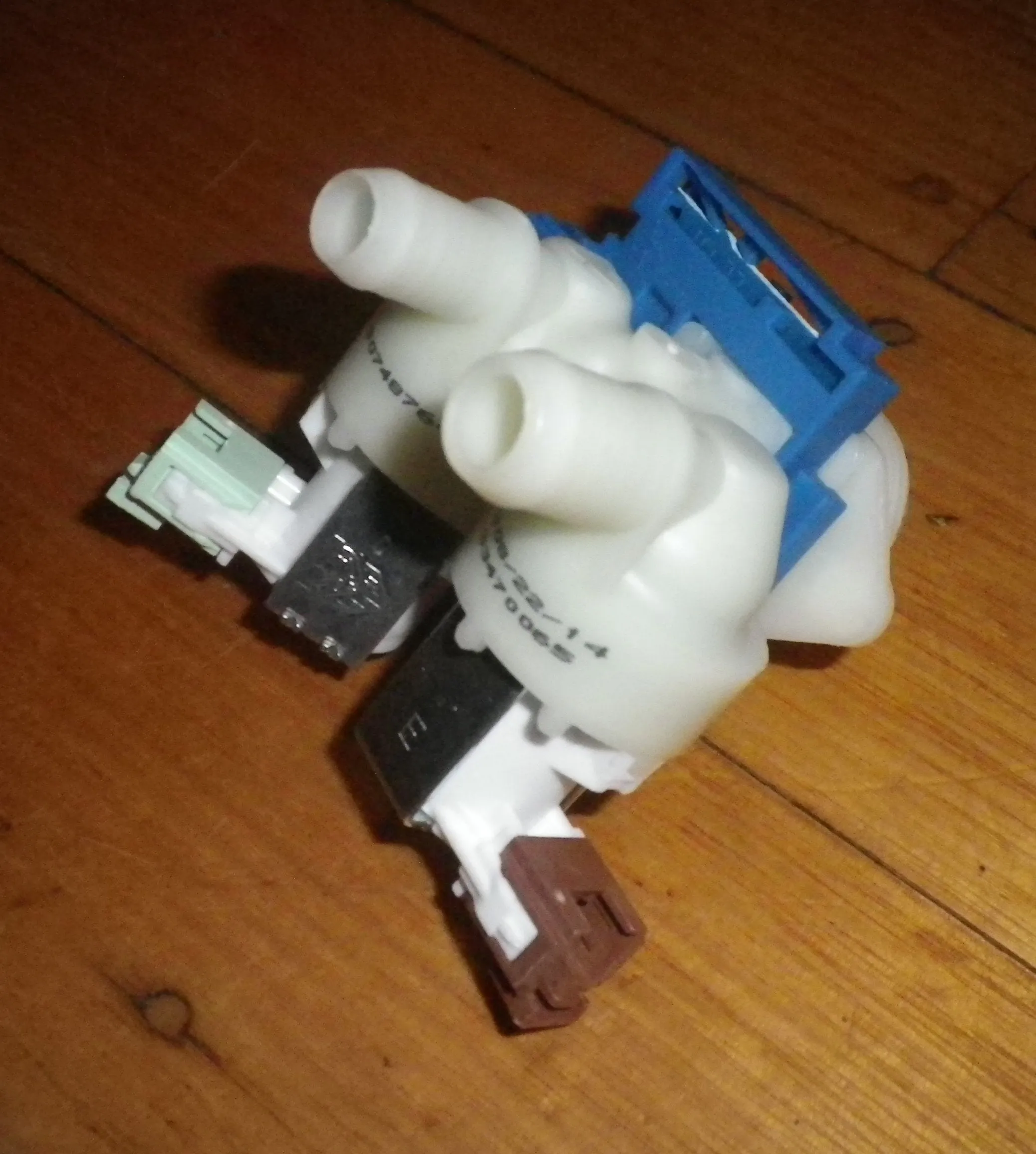 Dual Inlet Valve with Flowmeter suits AEG LF6E8431A Front Load Washer - Part # 1325186508