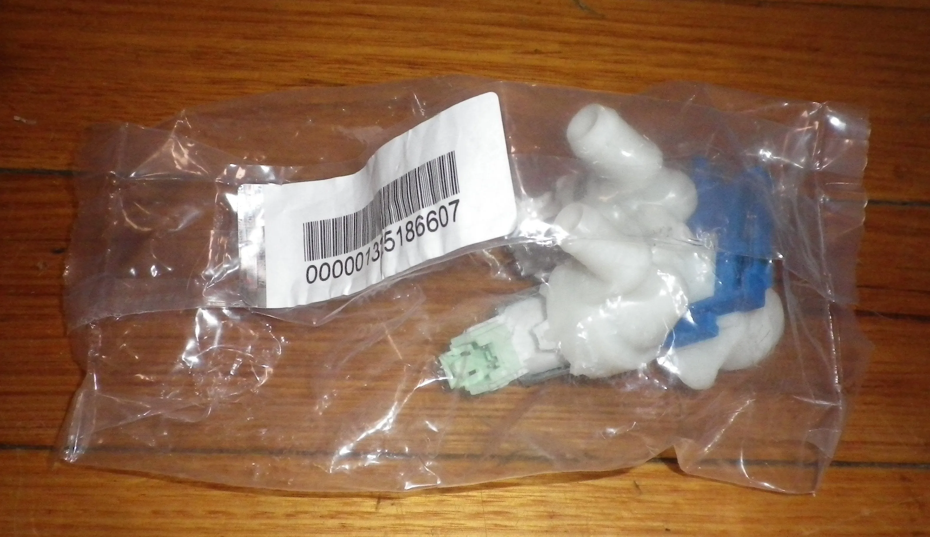 Dual Inlet Valve with Flowmeter suits AEG LWX9A9613C Washer Dryer - Part # 1325186607