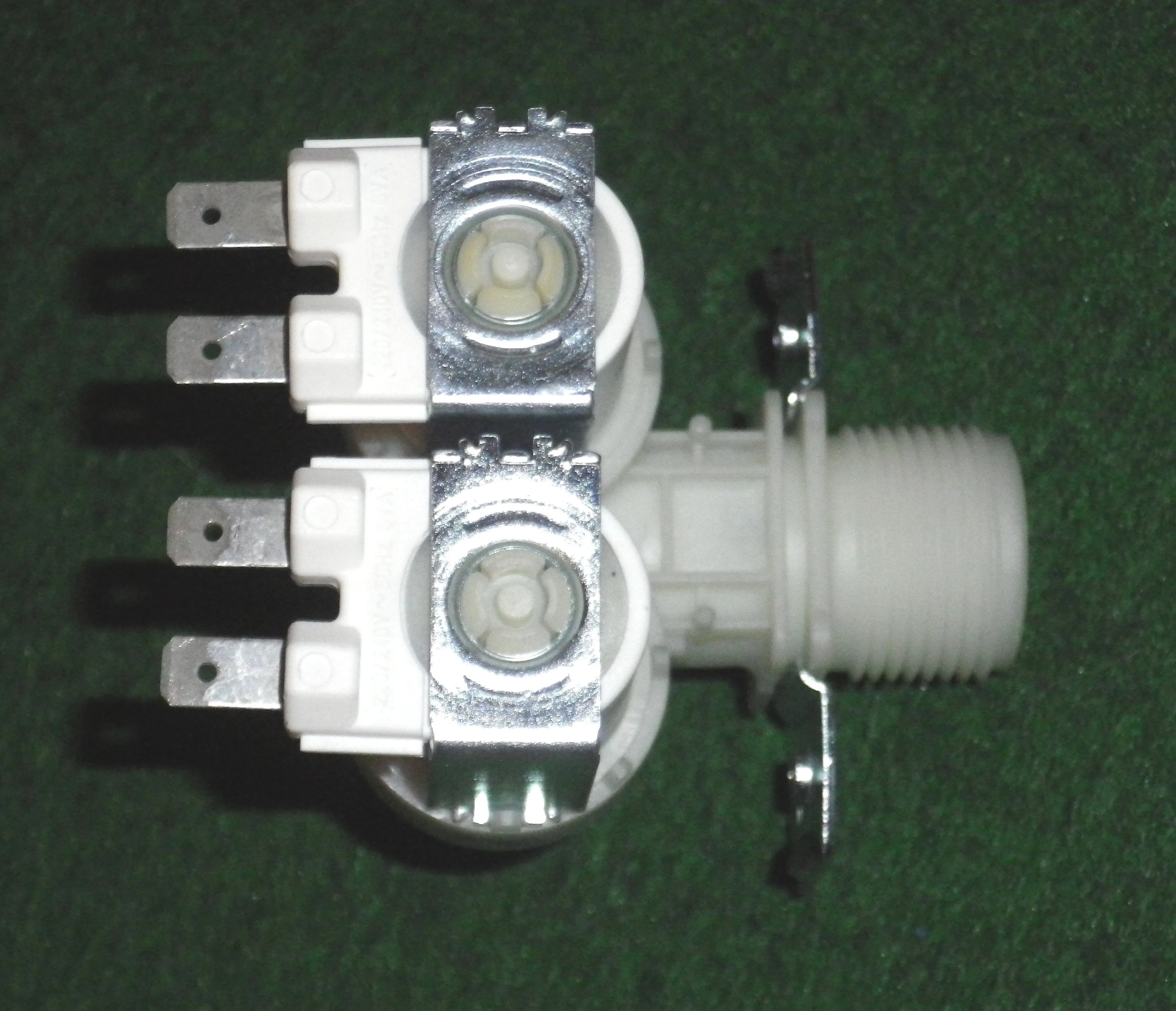 Dual Outlet 10mm 7ltr/min Right-Angled Inlet Valve - Part # WV025