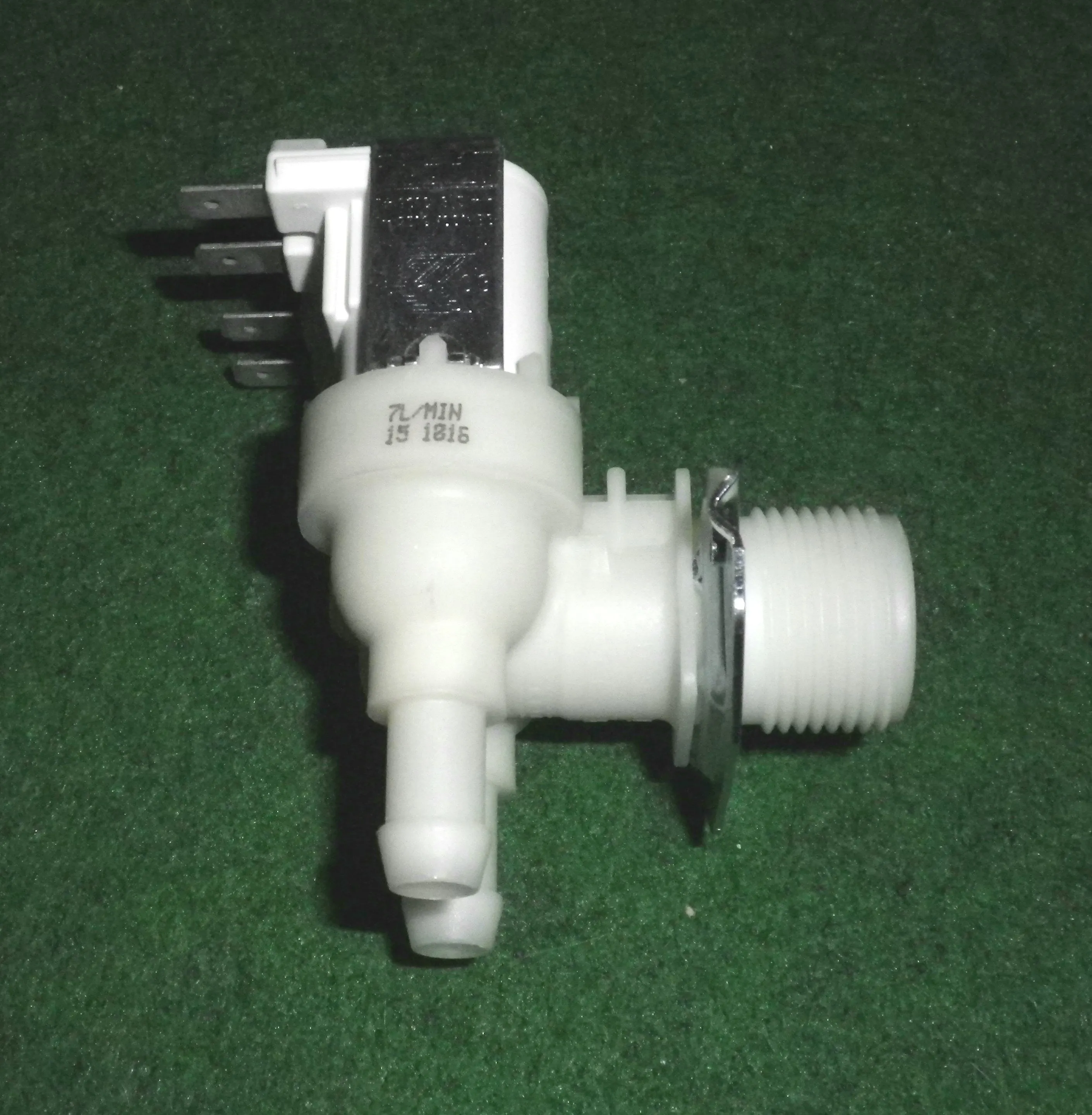 Dual Outlet 10mm 7ltr/min Right-Angled Inlet Valve - Part # WV025