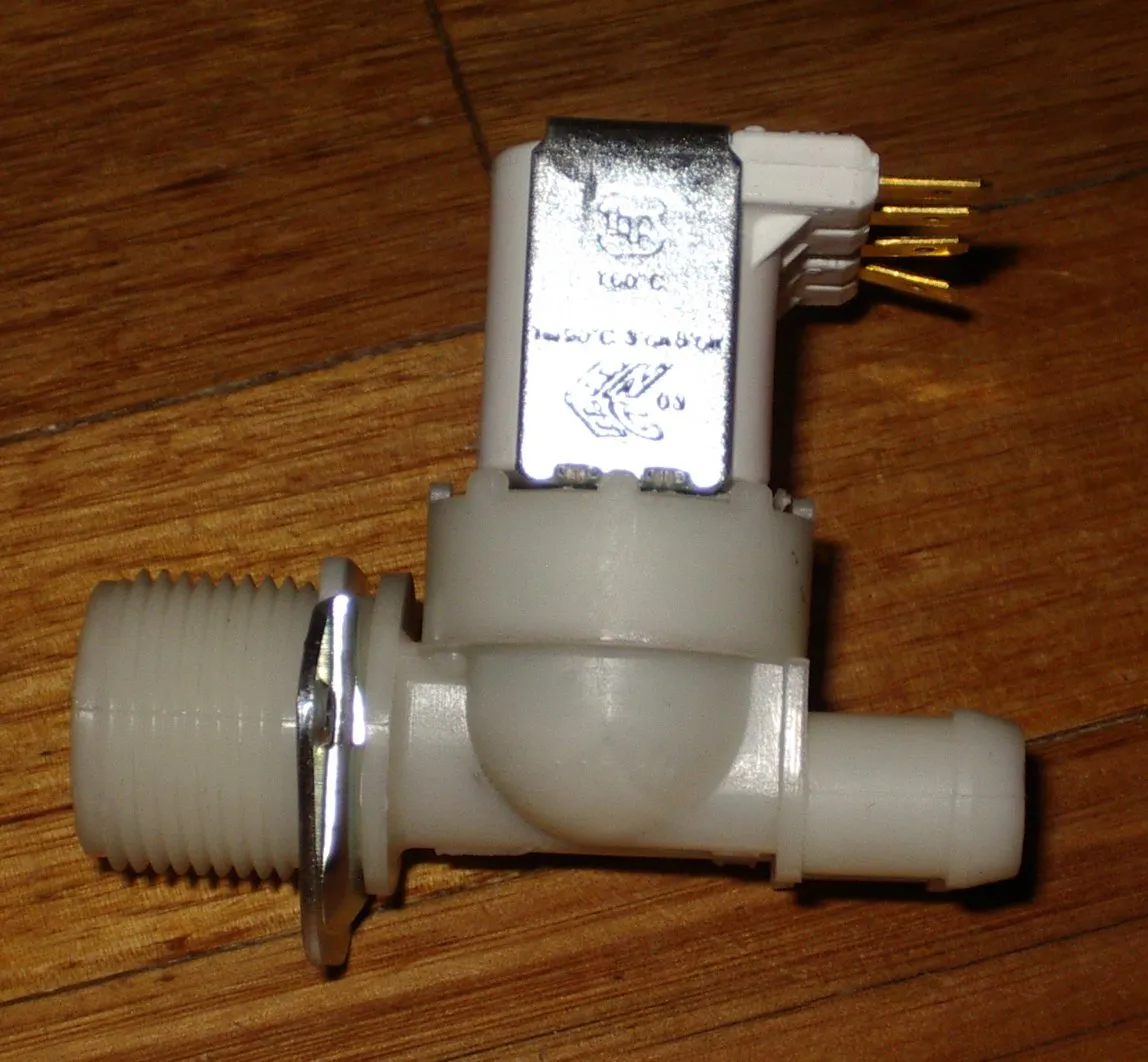 Dual Outlet 14mm Straight Inlet Valve - Part No. WV024