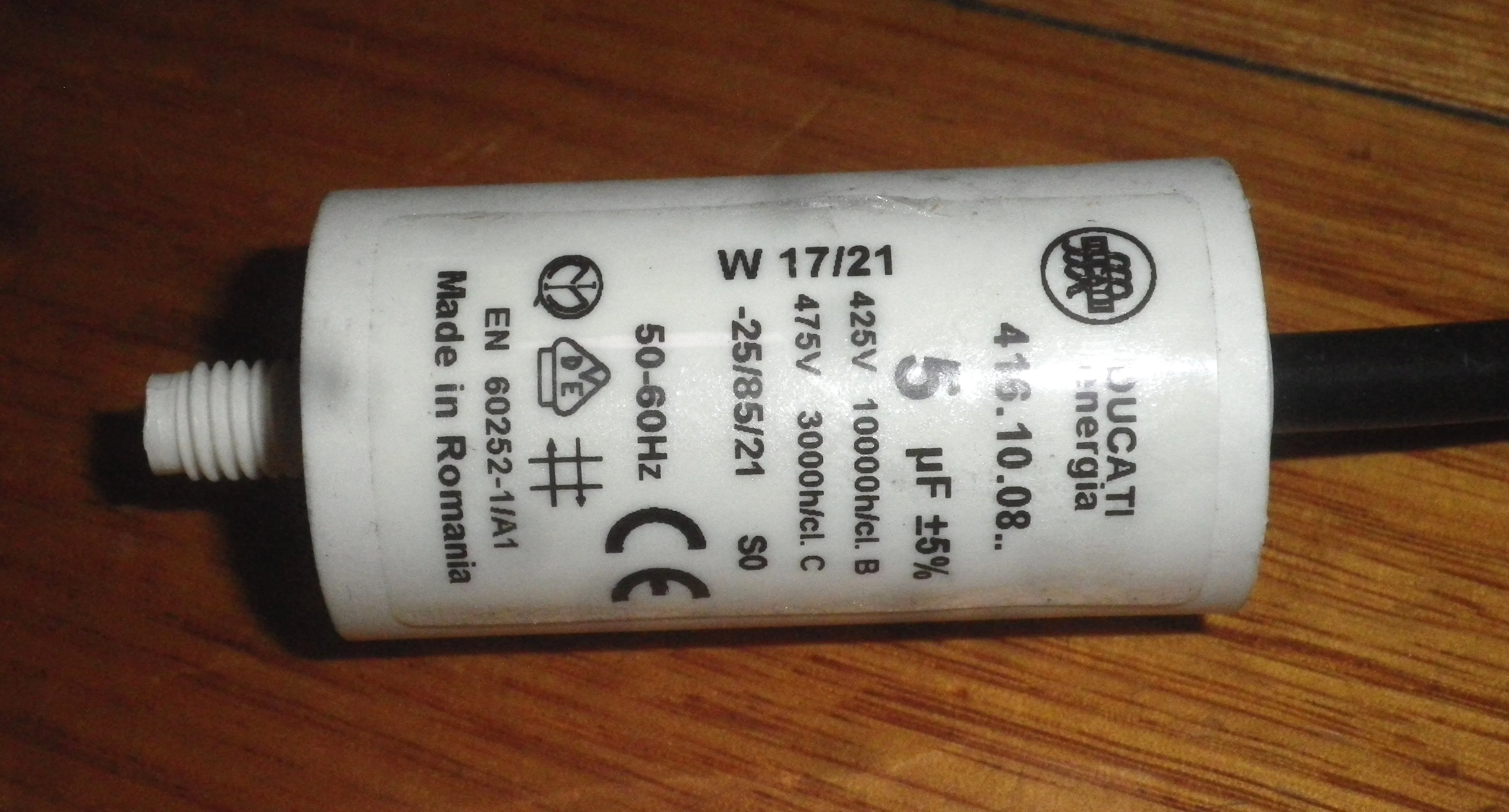 Ducati 5uF 400Volt Motor Run Capacitor with Wires - Part # 4.16.10.08.14