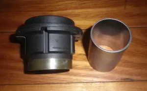 Early Maytag Centre Tub Bush & Seal Kit - Part # 6-2040130