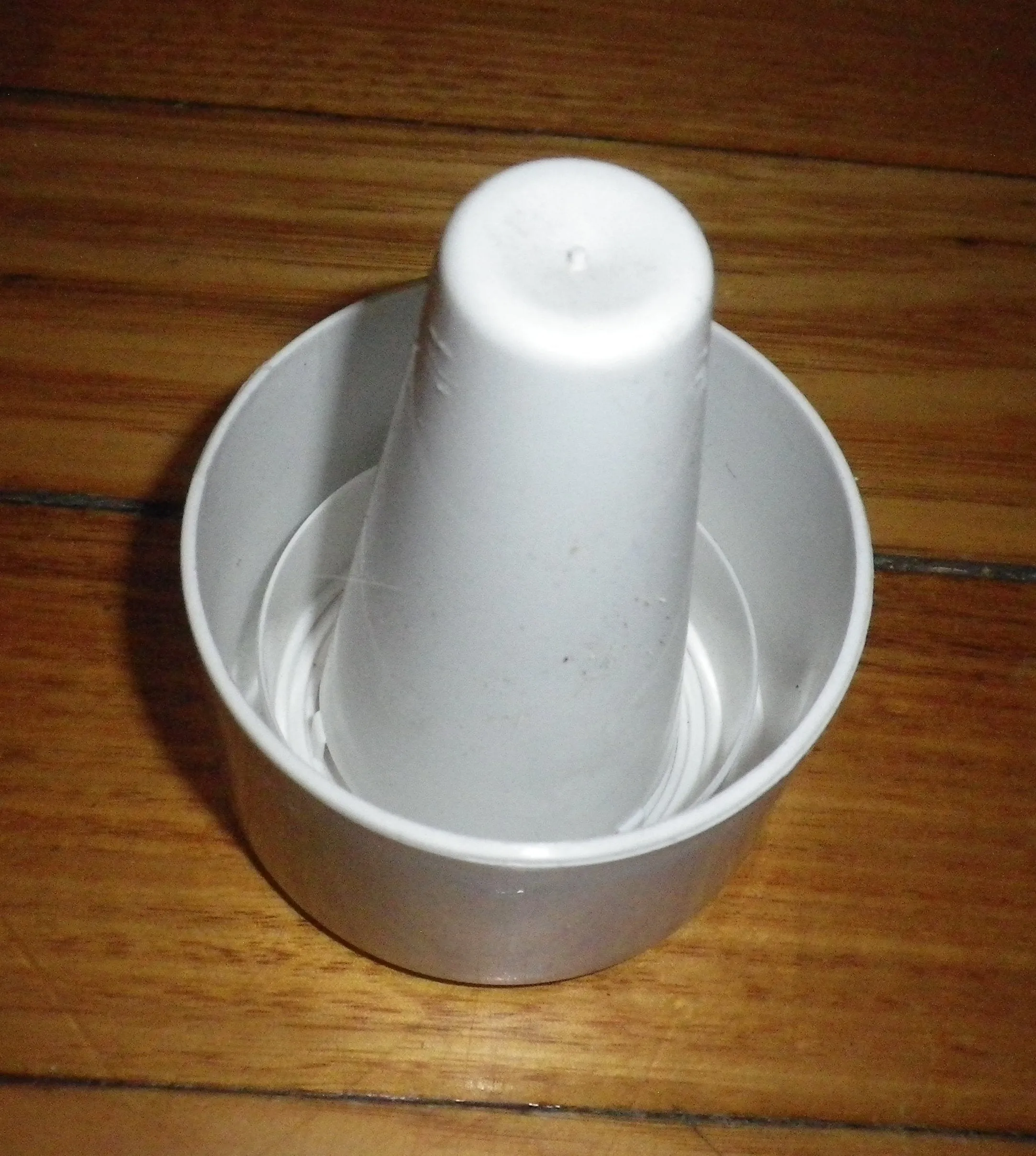 Early Simpson, Hoover Washer Agitator Fabric Softener Cup - Part # 0007202005