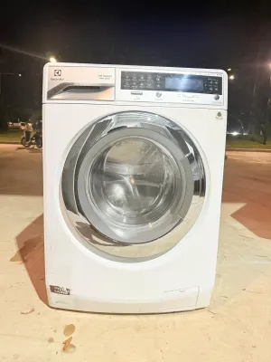 **ELECTROLUX 10KGS FRONT LOADER WASHING MACHINE**