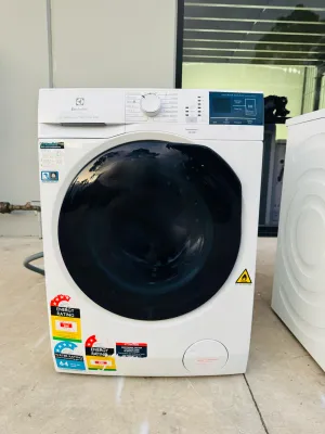 **ELECTROLUX 7.5 KGS FRONT LOADER WASHING MACHINE** FREE DELIVERY