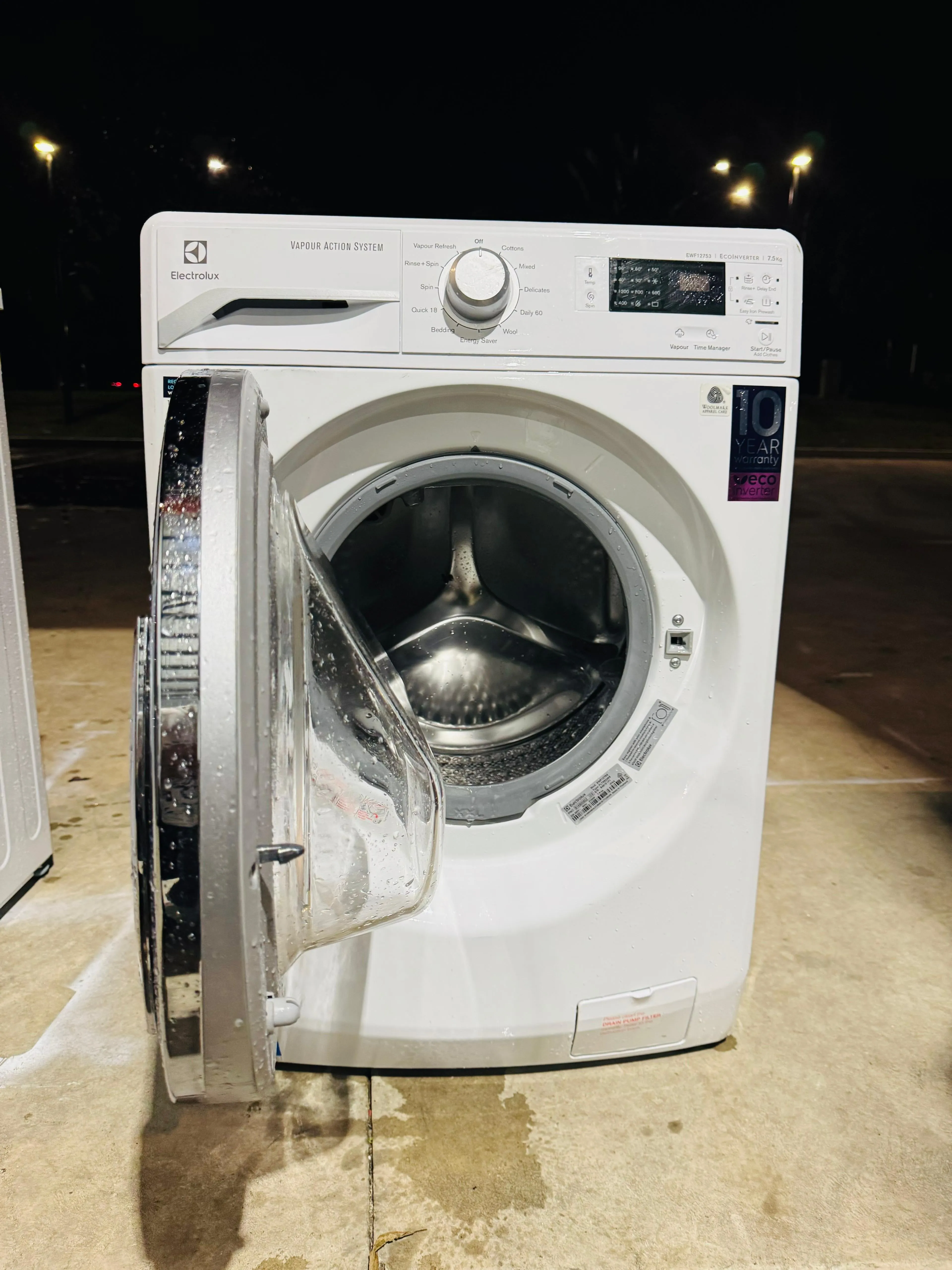 **ELECTROLUX 7.5 KGS FRONT LOADER WASHING MACHINE**