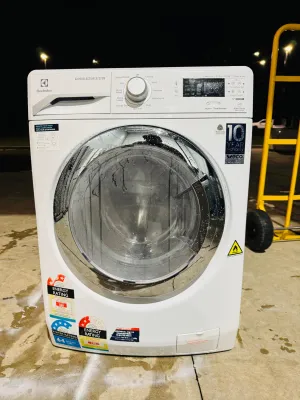 **ELECTROLUX 7.5 KGS FRONT LOADER WASHING MACHINE**
