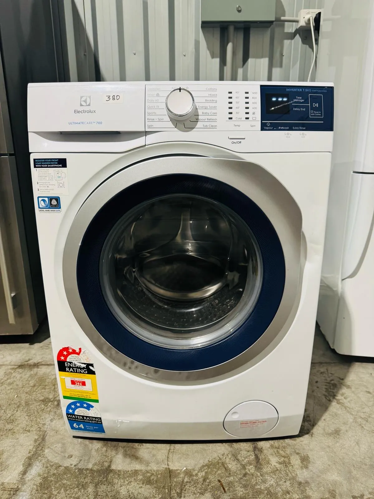 **ELECTROLUX 7.5 KGS FRONT LOADER WASHING MACHINE**