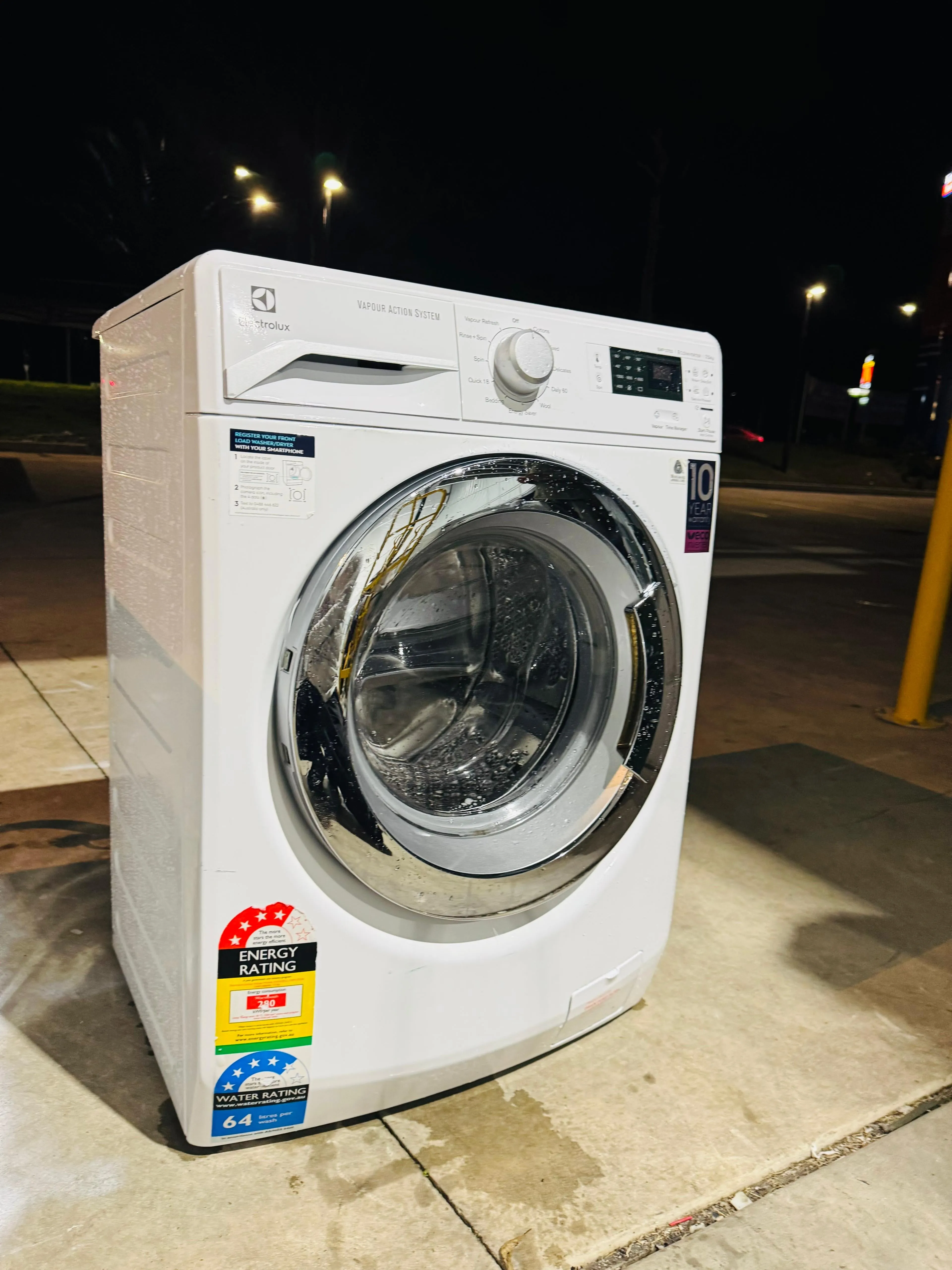 **ELECTROLUX 7.5 KGS FRONT LOADER WASHING MACHINE**