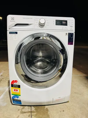 **ELECTROLUX 7.5 KGS FRONT LOADER WASHING MACHINE**