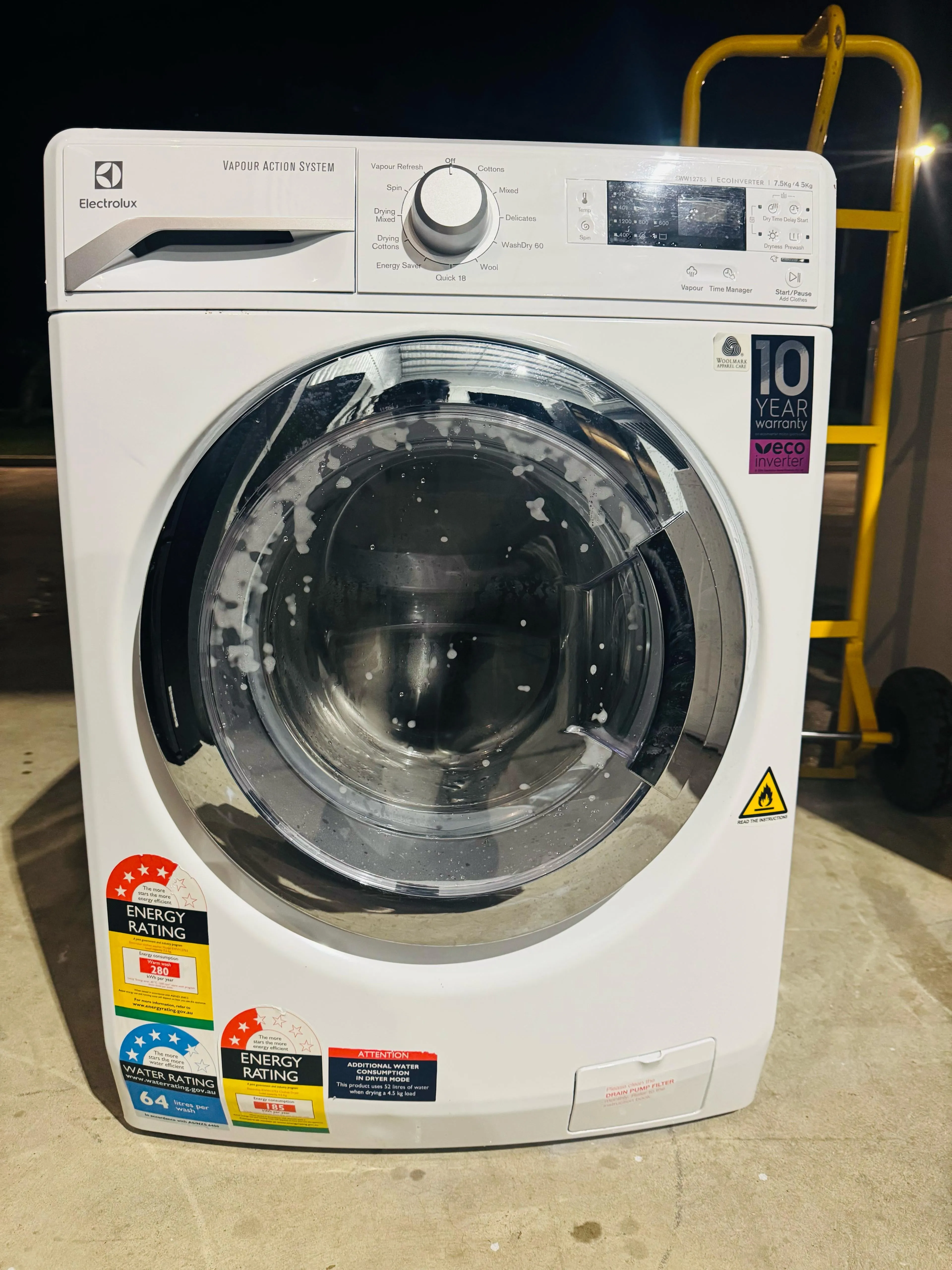 **ELECTROLUX 7.5 KGS FRONT LOADER WASHING MACHINE**