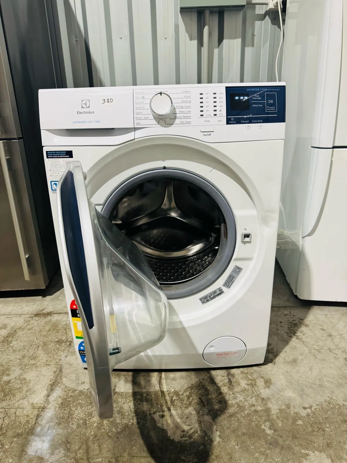 **ELECTROLUX 7.5 KGS FRONT LOADER WASHING MACHINE**