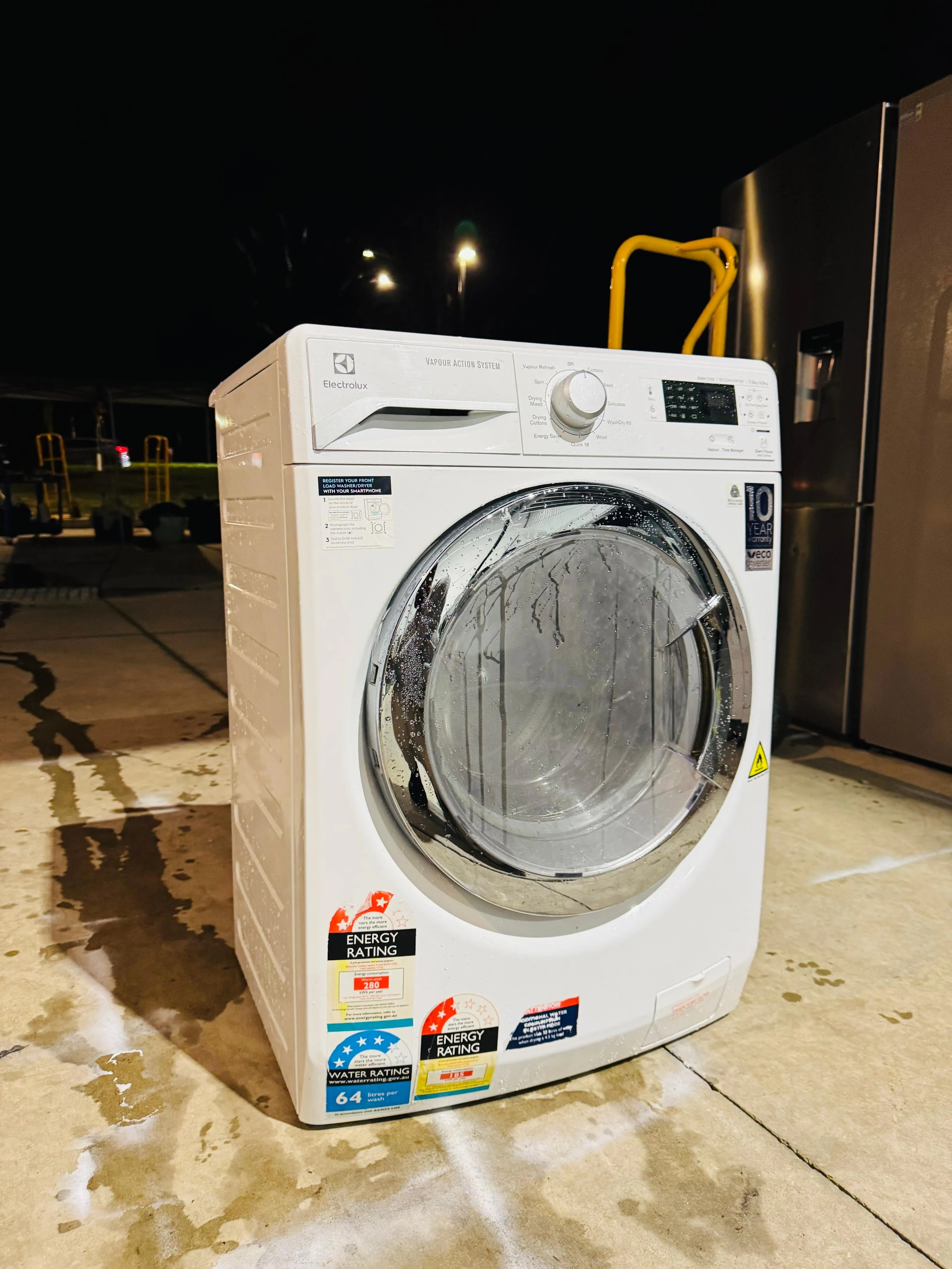 **ELECTROLUX 7.5 KGS FRONT LOADER WASHING MACHINE**