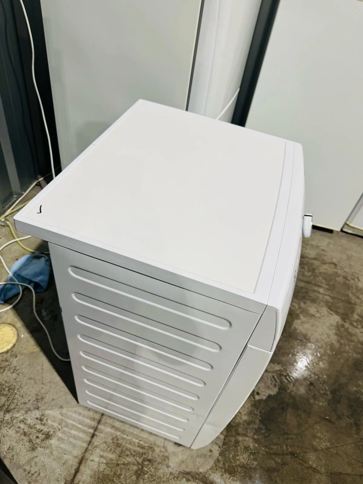**ELECTROLUX 7.5 KGS FRONT LOADER WASHING MACHINE**
