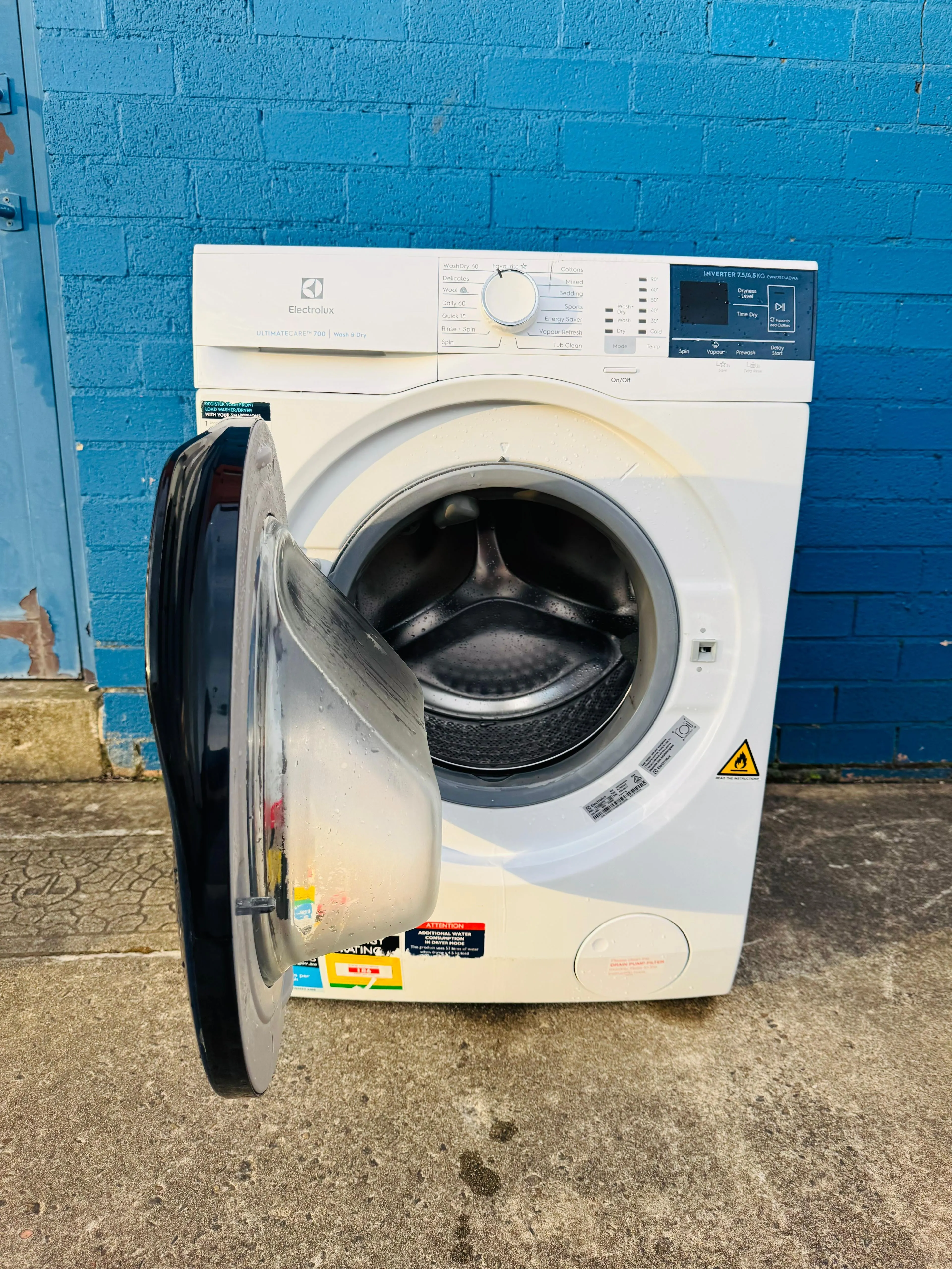 **ELECTROLUX 7.5KGS FRONT LOADER WASHING MACHINE & 4.5 KGS DRYER COMBO**