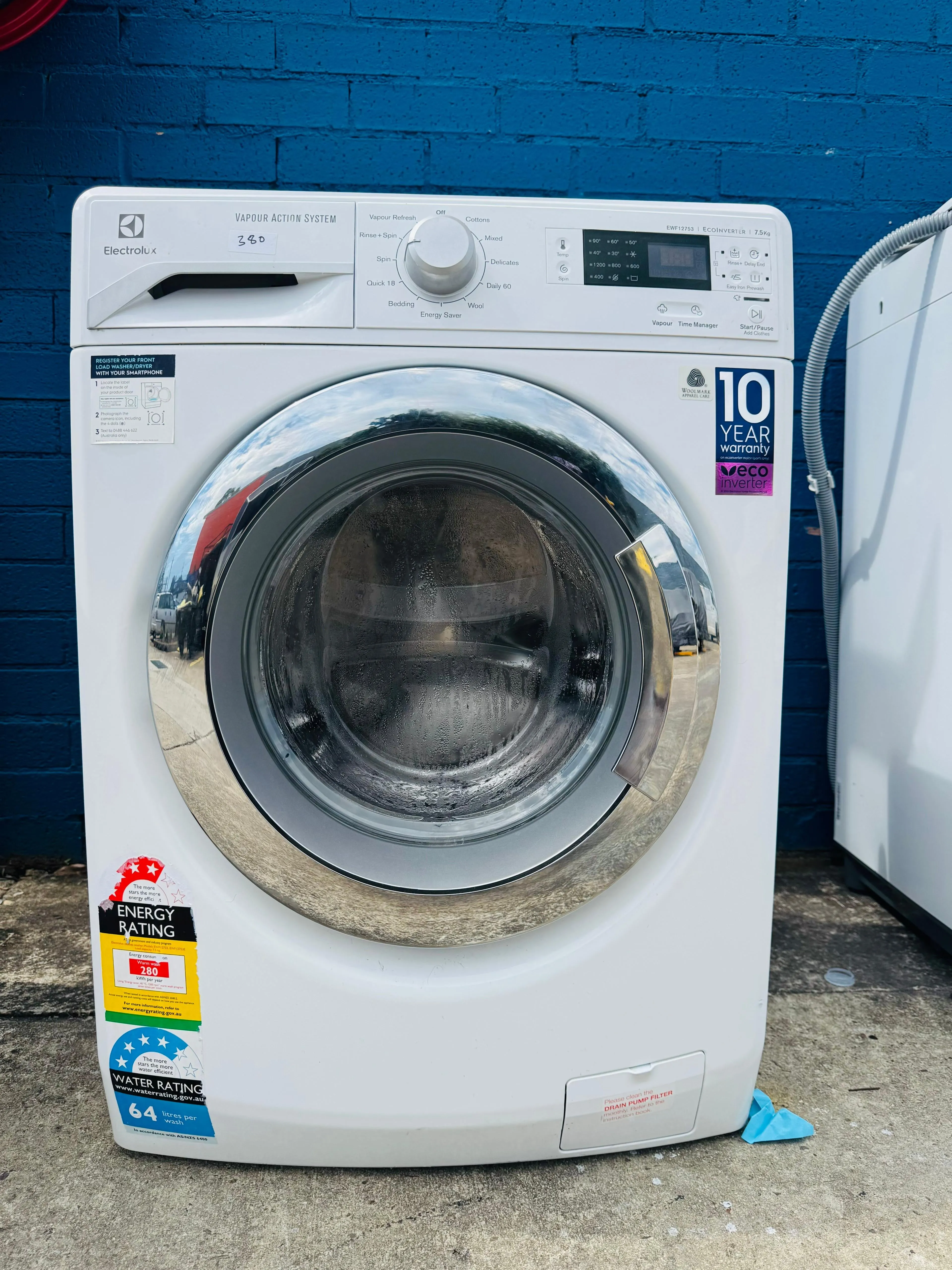 **ELECTROLUX 7.5KGS FRONT LOADER WASHING MACHINE**