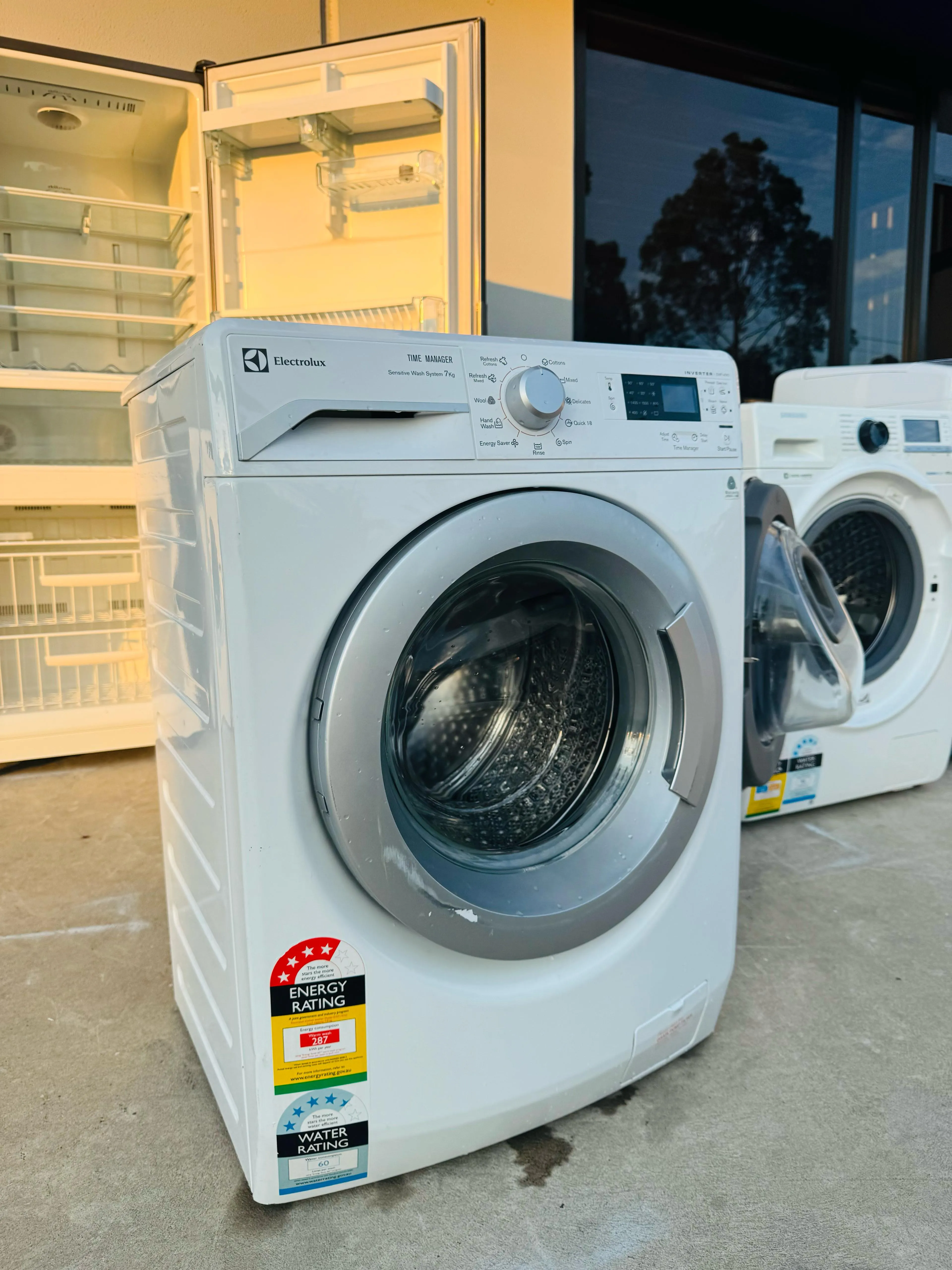 *ELECTROLUX 7KGS FRONT LOADER WASHING MACHINE** FREE DELIVERY