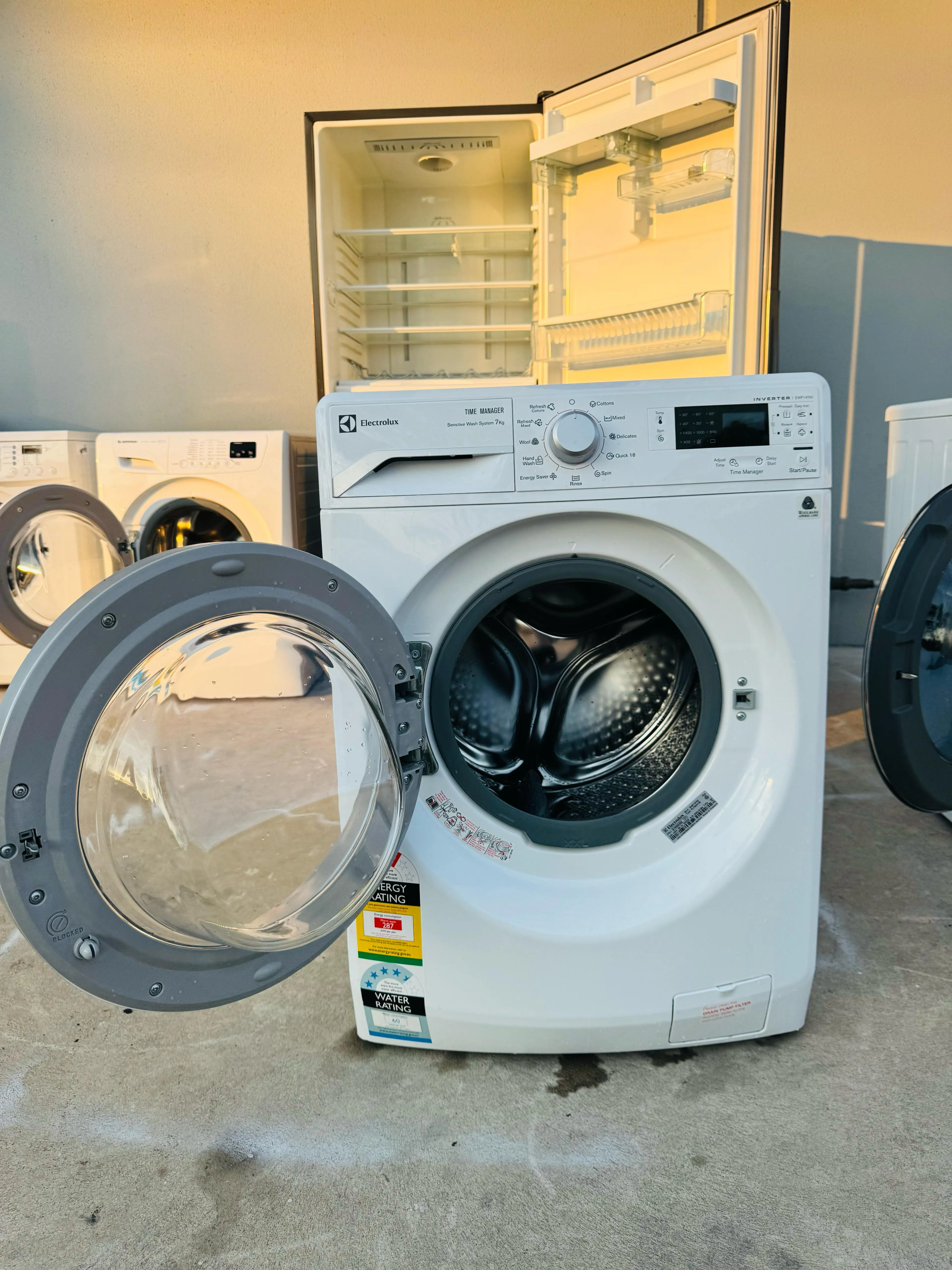 *ELECTROLUX 7KGS FRONT LOADER WASHING MACHINE** FREE DELIVERY
