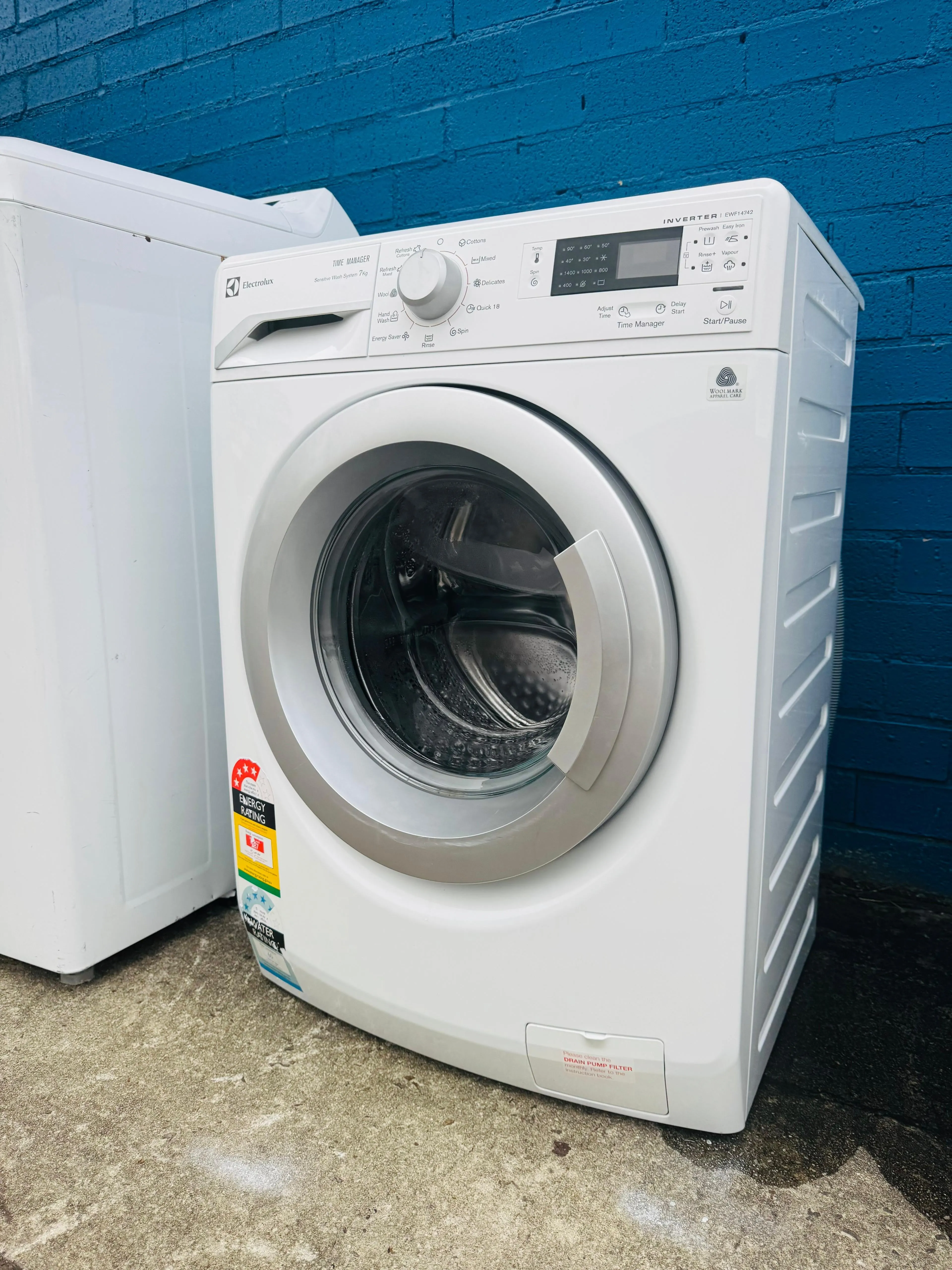 **ELECTROLUX 7KGS FRONT LOADER WASHING MACHINE**