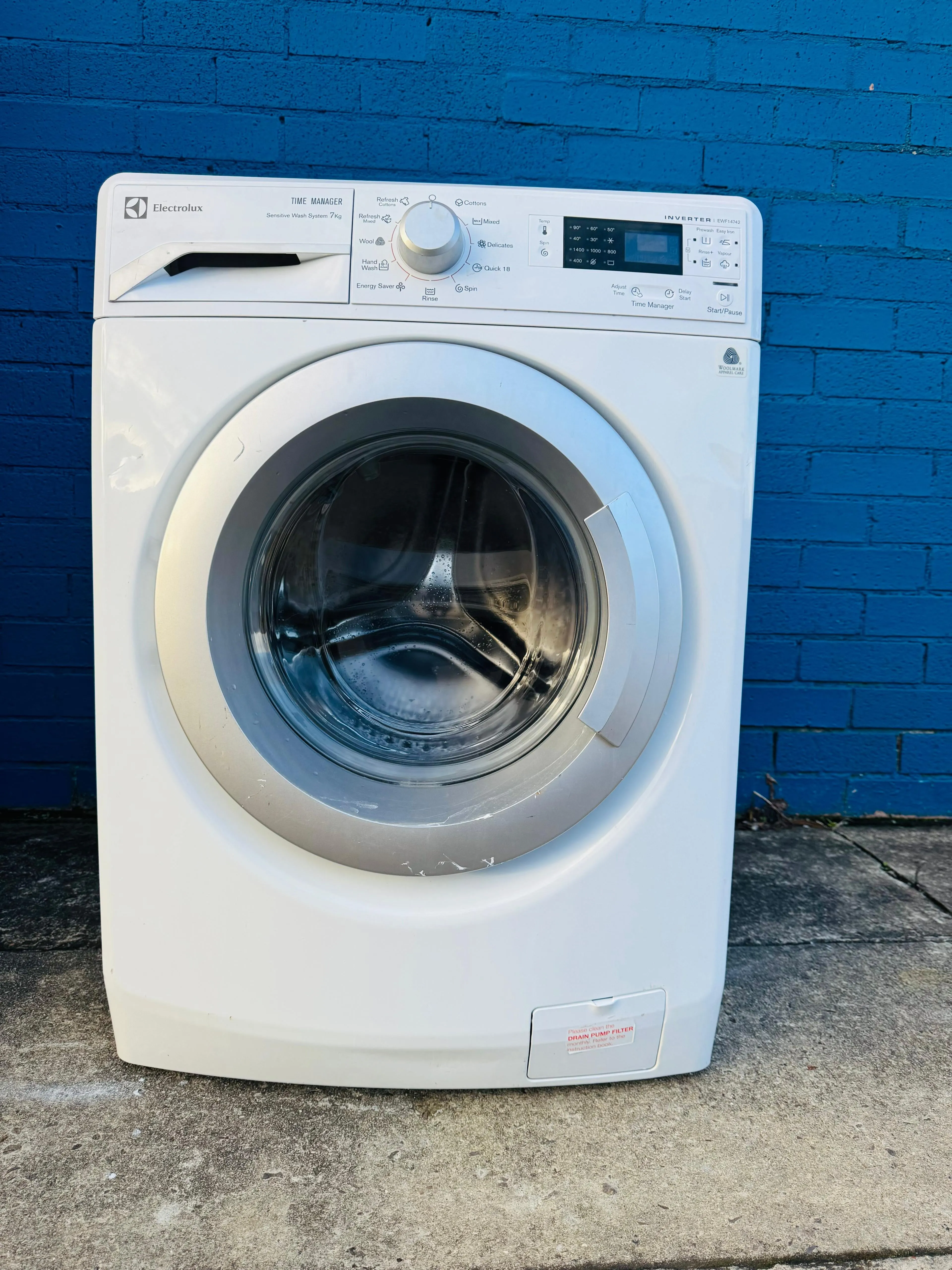 **ELECTROLUX 7KGS FRONT LOADER WASHING MACHINE**