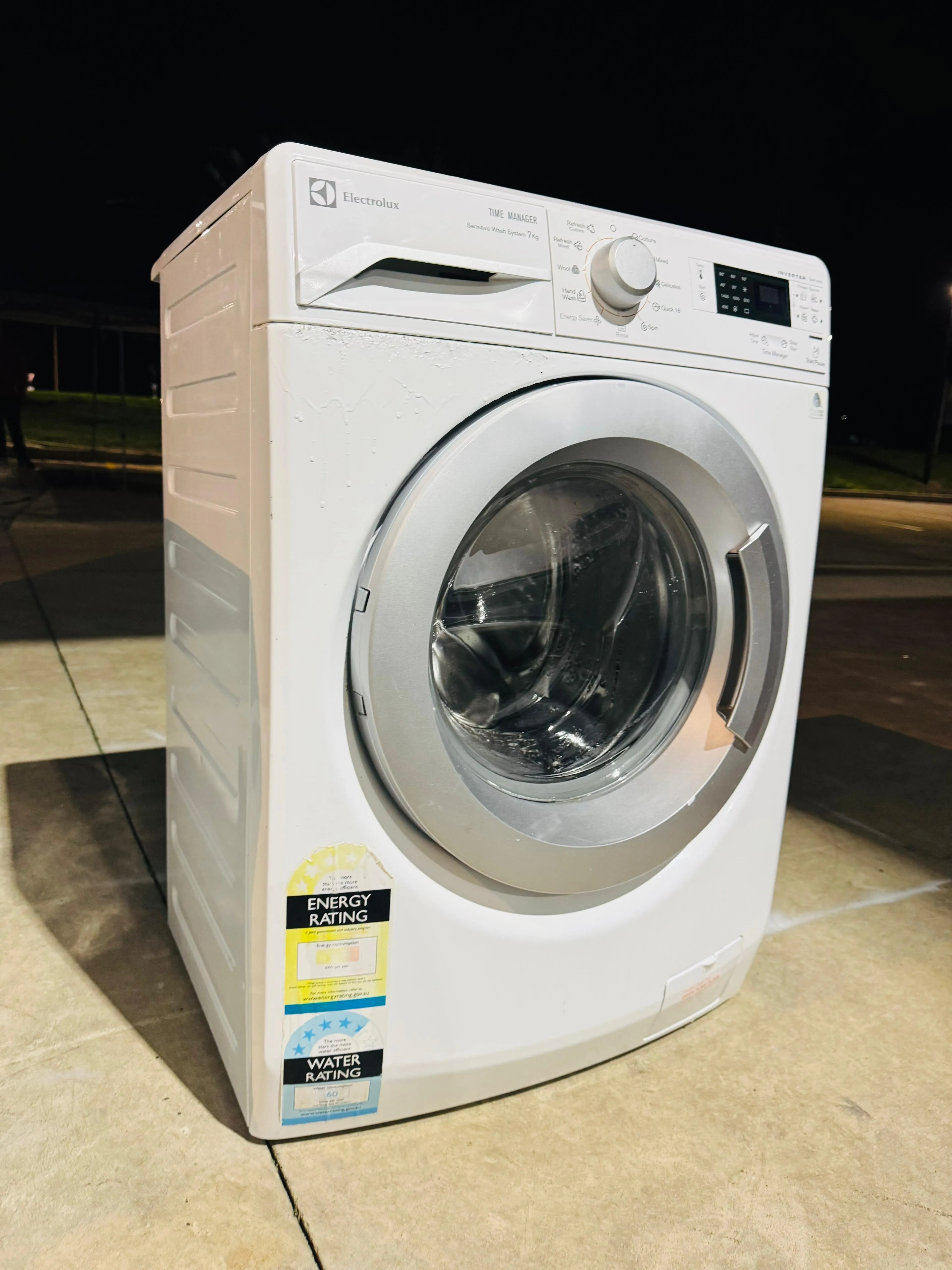 **ELECTROLUX 7KGS FRONT LOADER WASHING MACHINE**