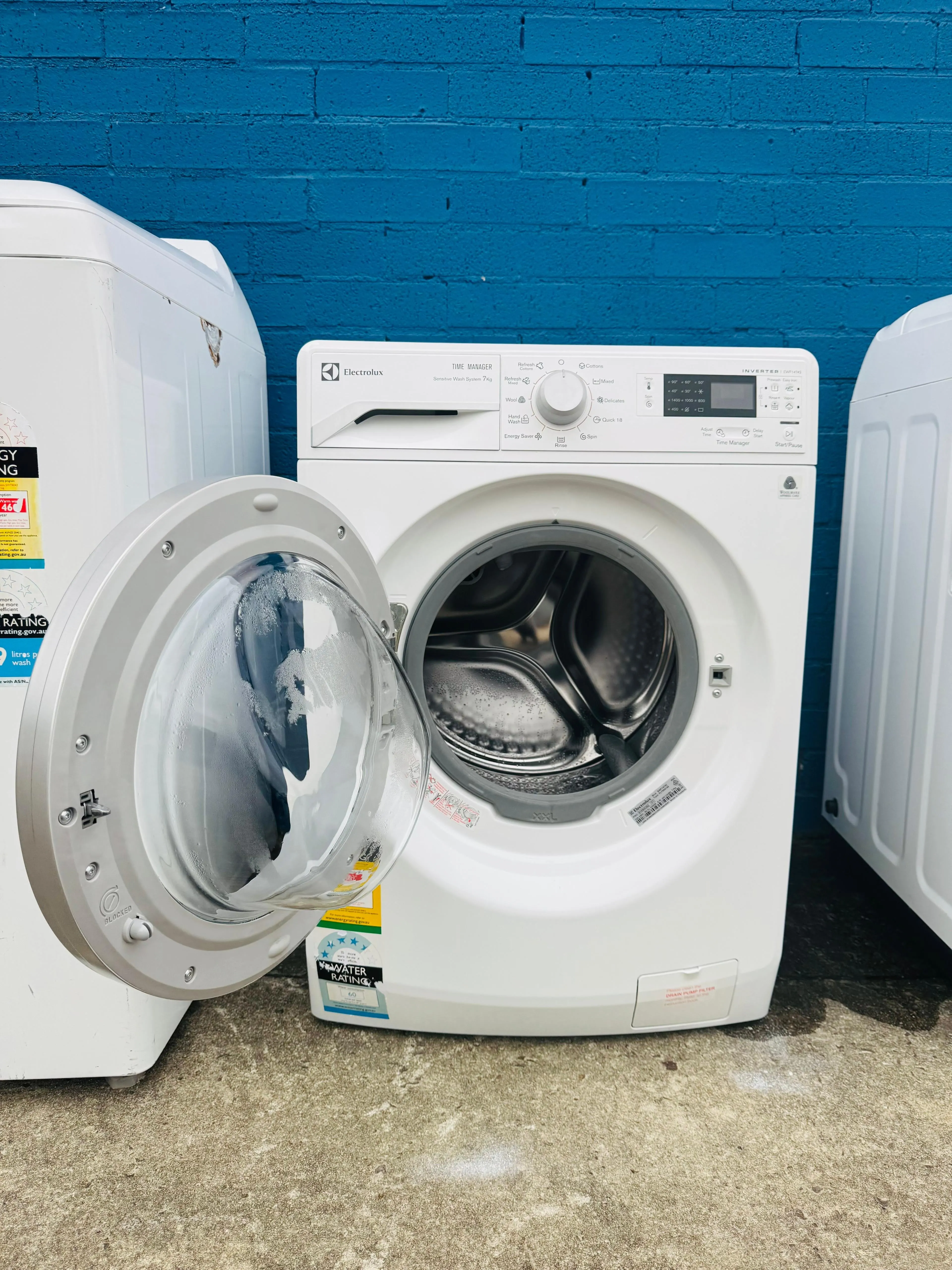 **ELECTROLUX 7KGS FRONT LOADER WASHING MACHINE**