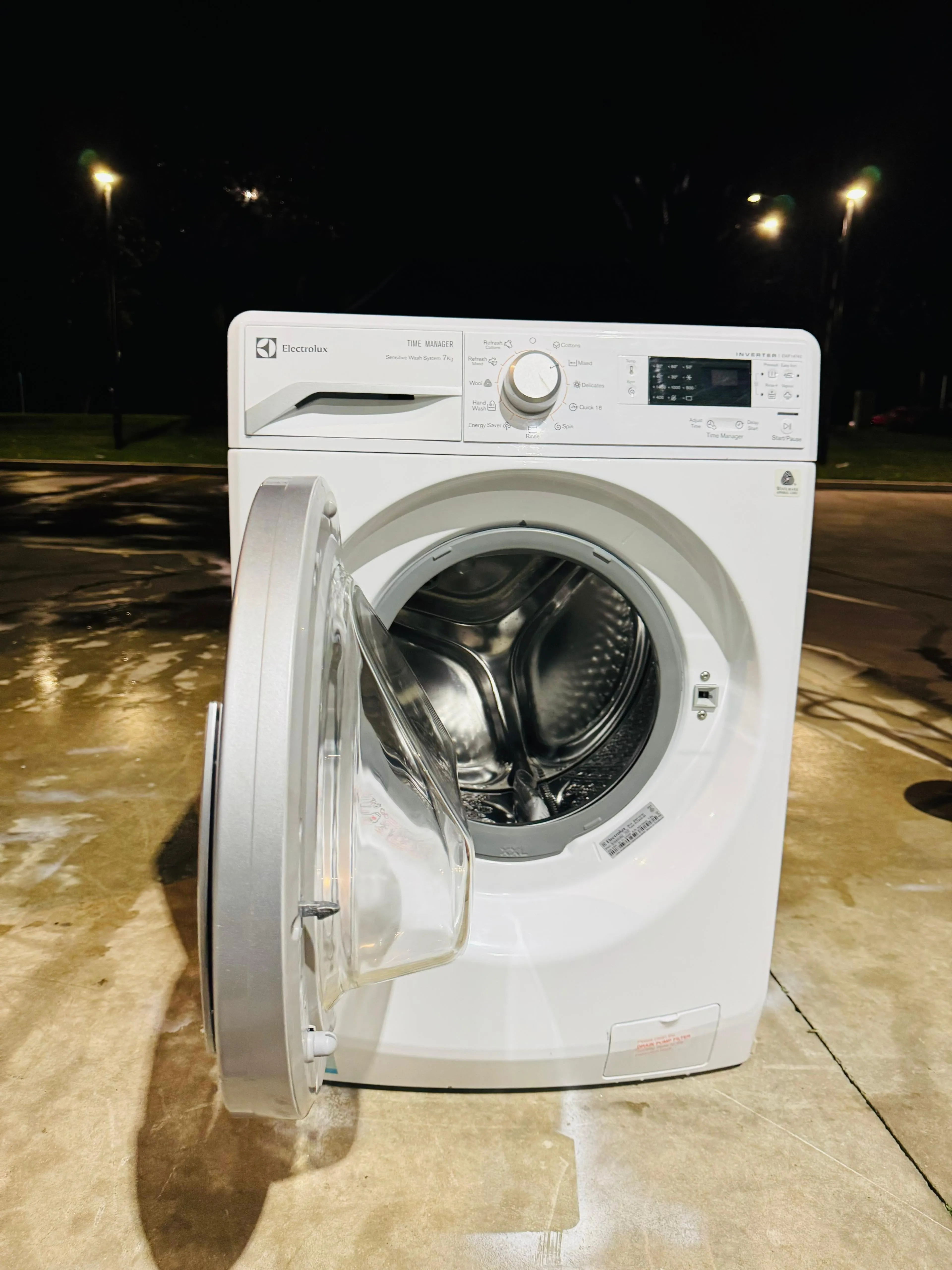 **ELECTROLUX 7KGS FRONT LOADER WASHING MACHINE**