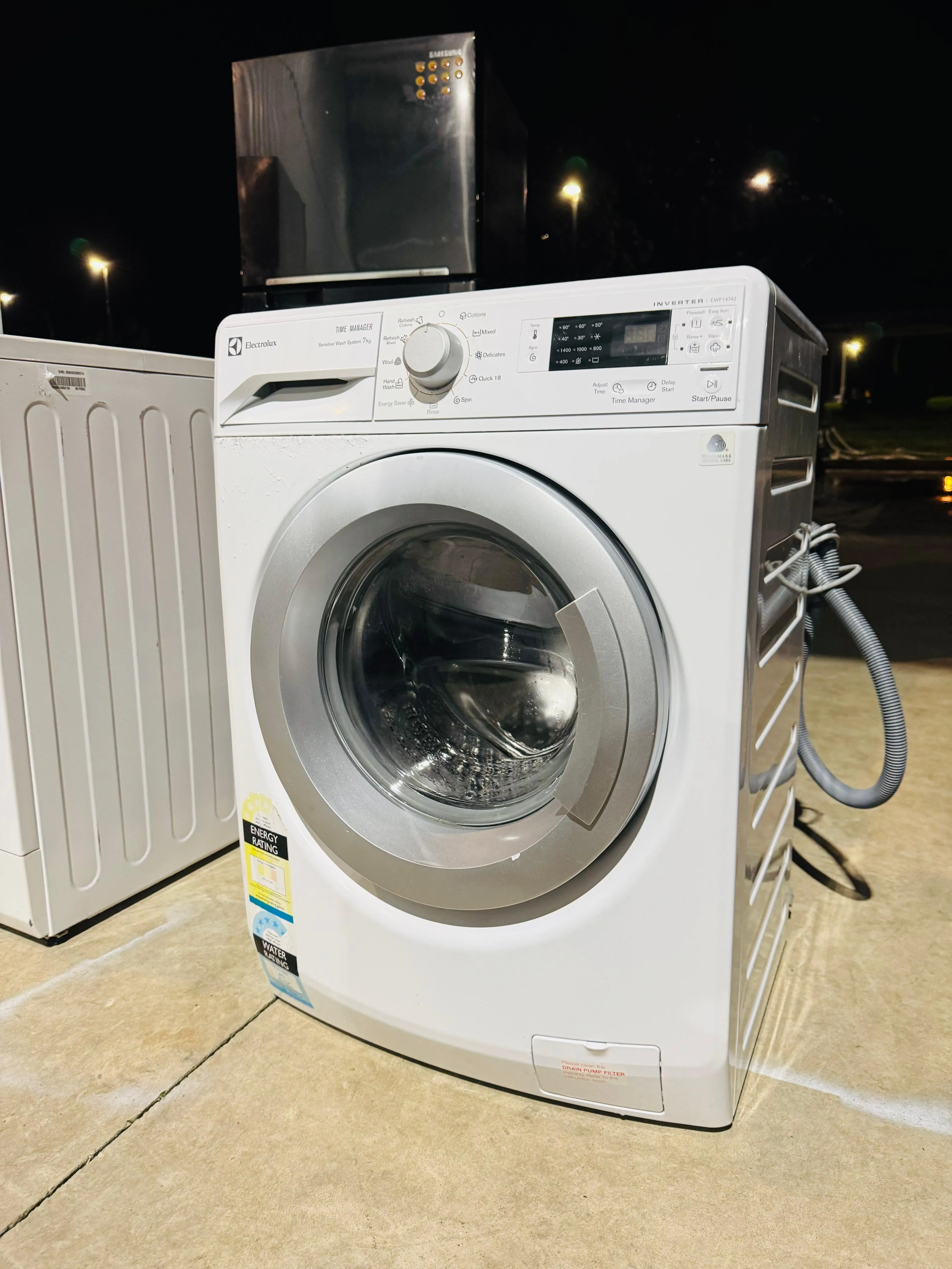 **ELECTROLUX 7KGS FRONT LOADER WASHING MACHINE**