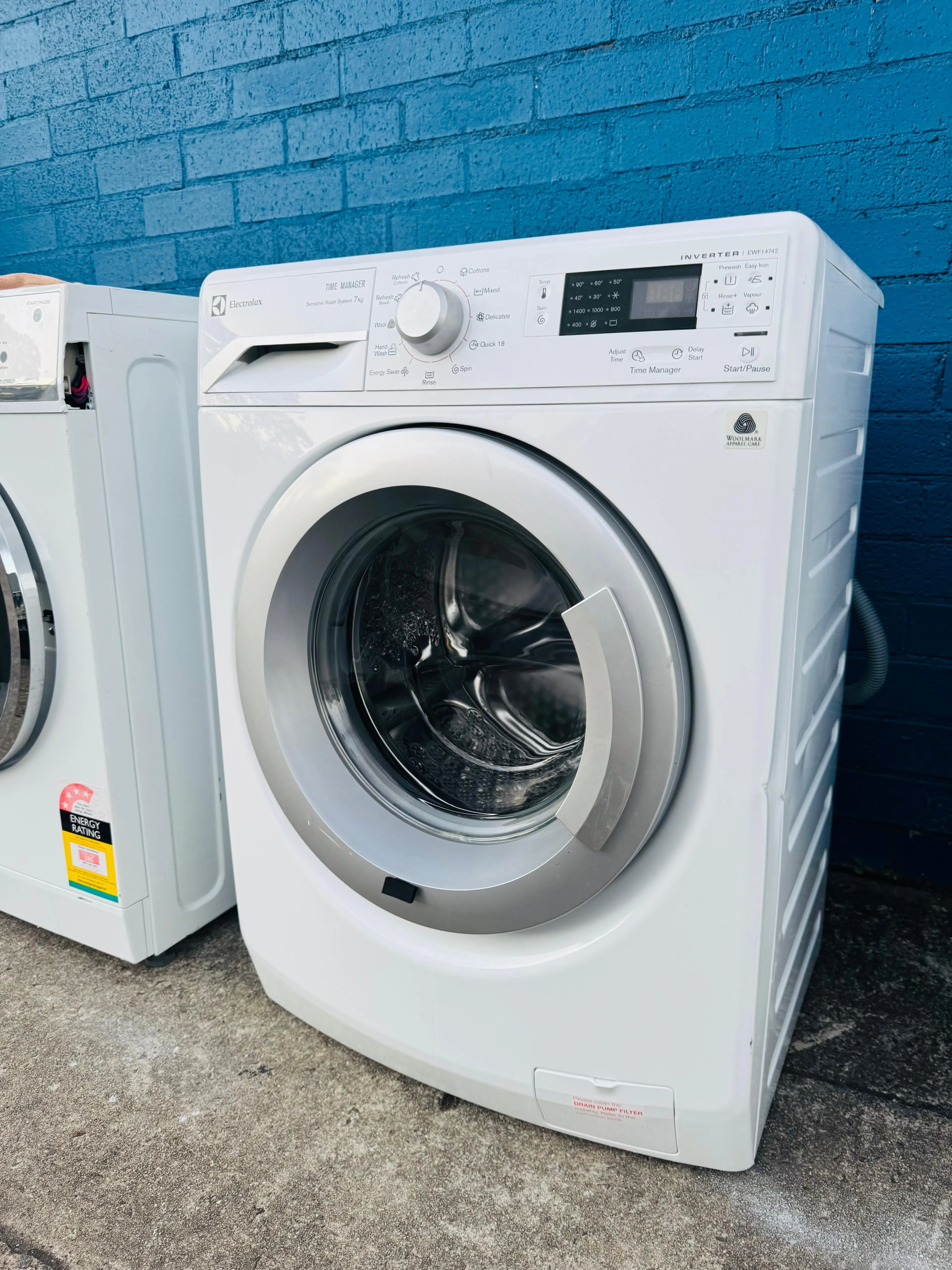 **ELECTROLUX 7KGS FRONT LOADER WASHING MACHINE**