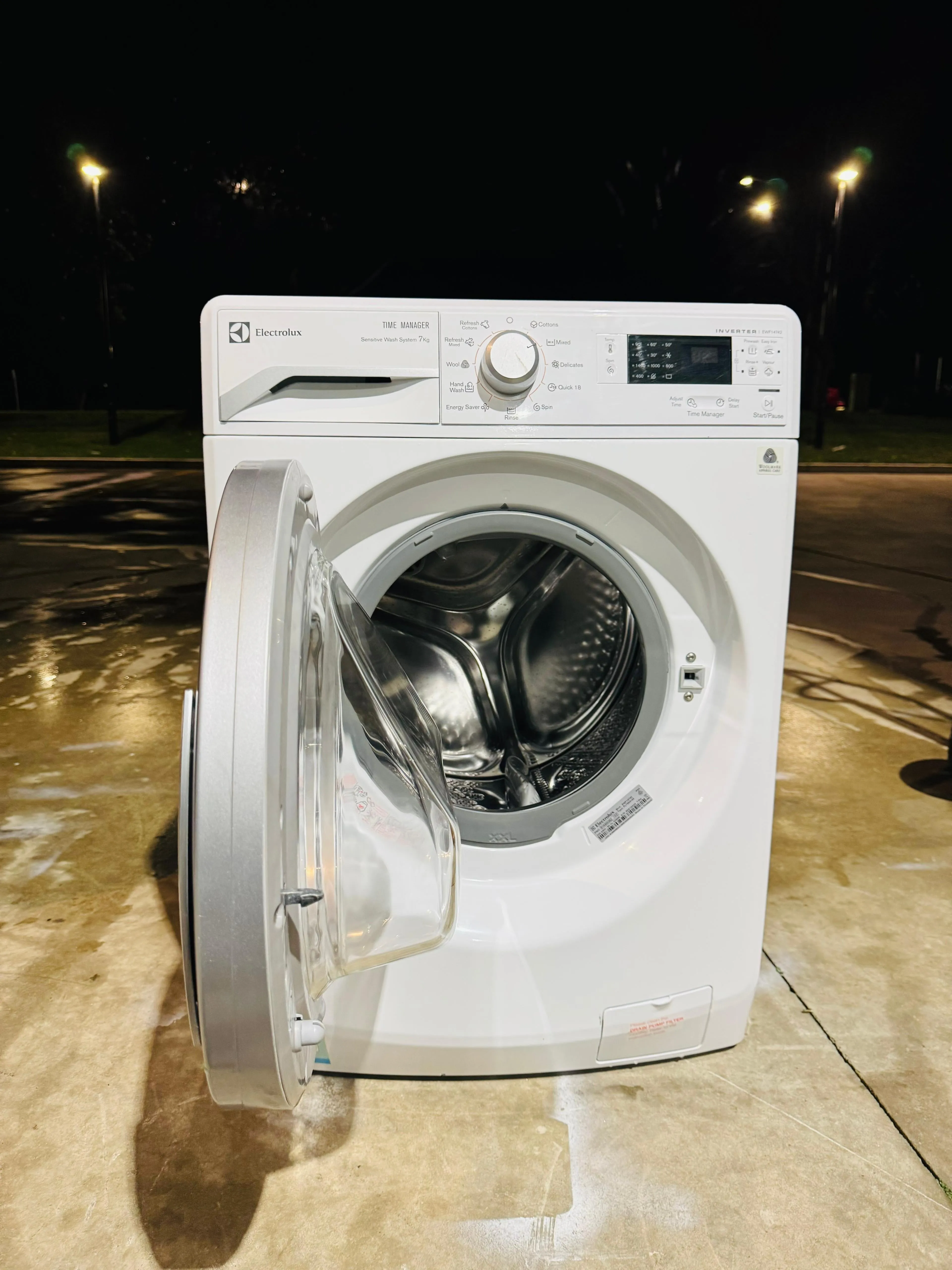 **ELECTROLUX 7KGS FRONT LOADER WASHING MACHINE**