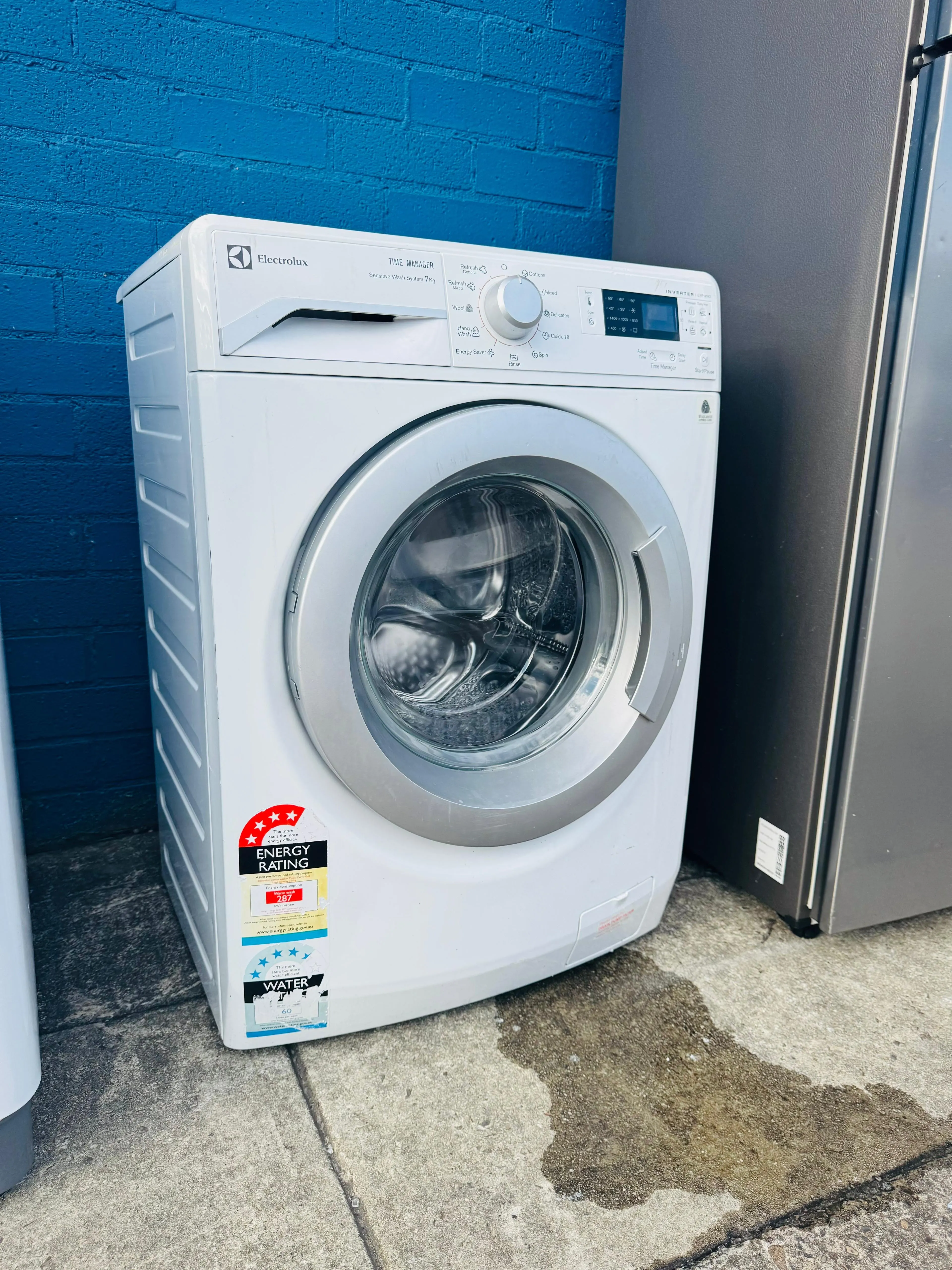 **ELECTROLUX 7KGS FRONT LOADER WASHING MACHINE**
