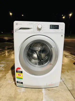**ELECTROLUX 7KGS FRONT LOADER WASHING MACHINE**