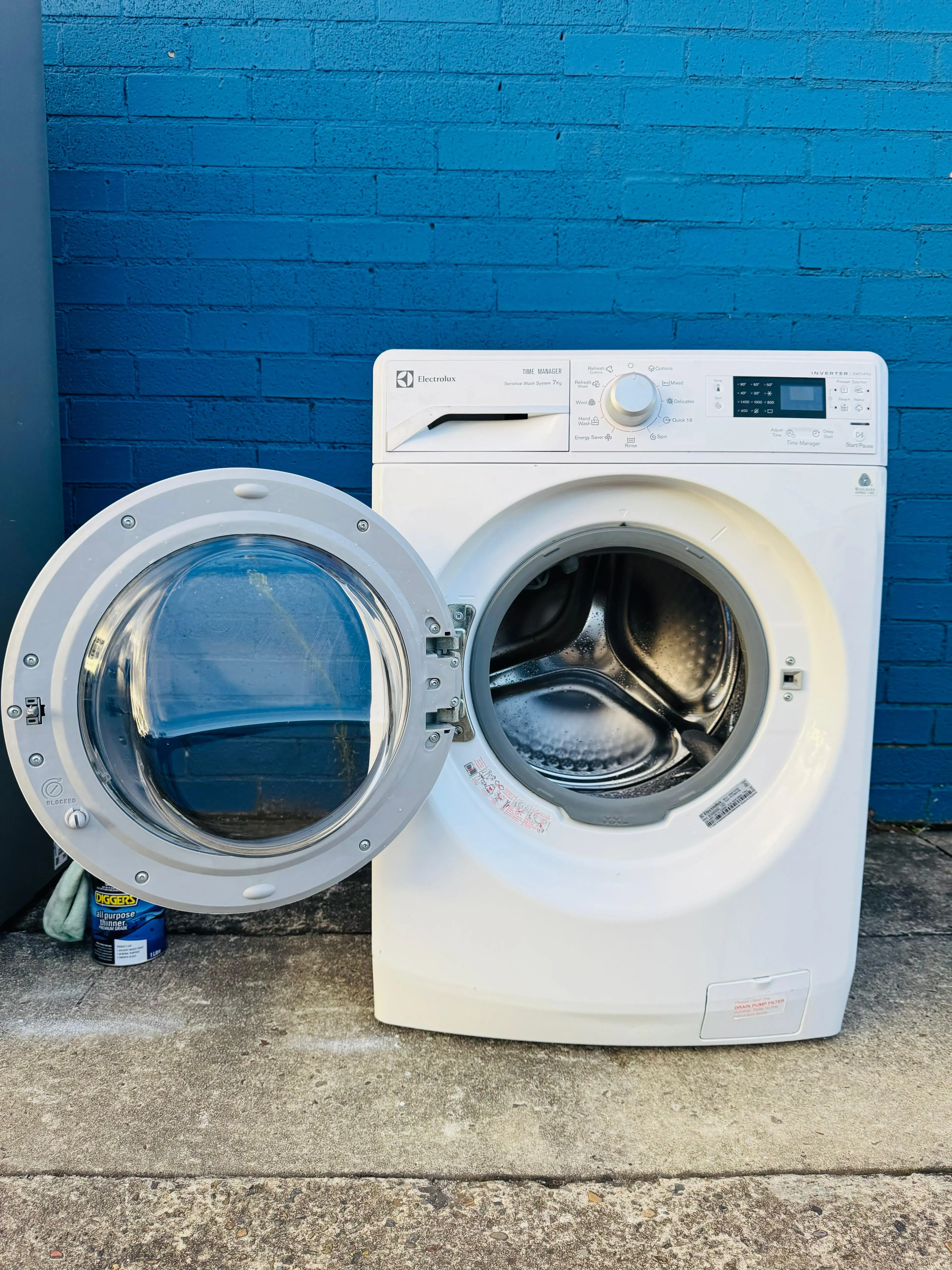 **ELECTROLUX 7KGS FRONT LOADER WASHING MACHINE**